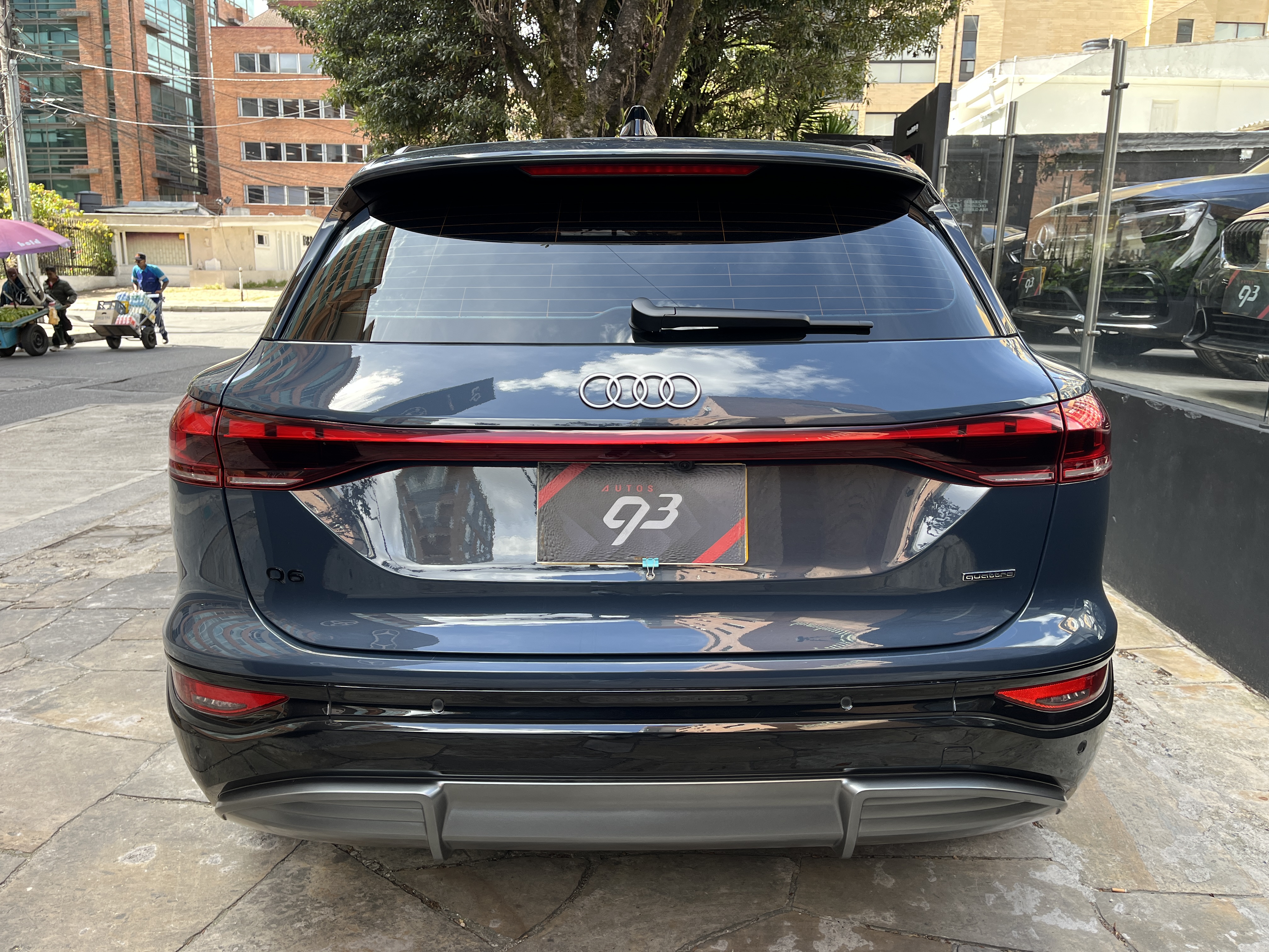 AUDI Q6 E-TRON 2025