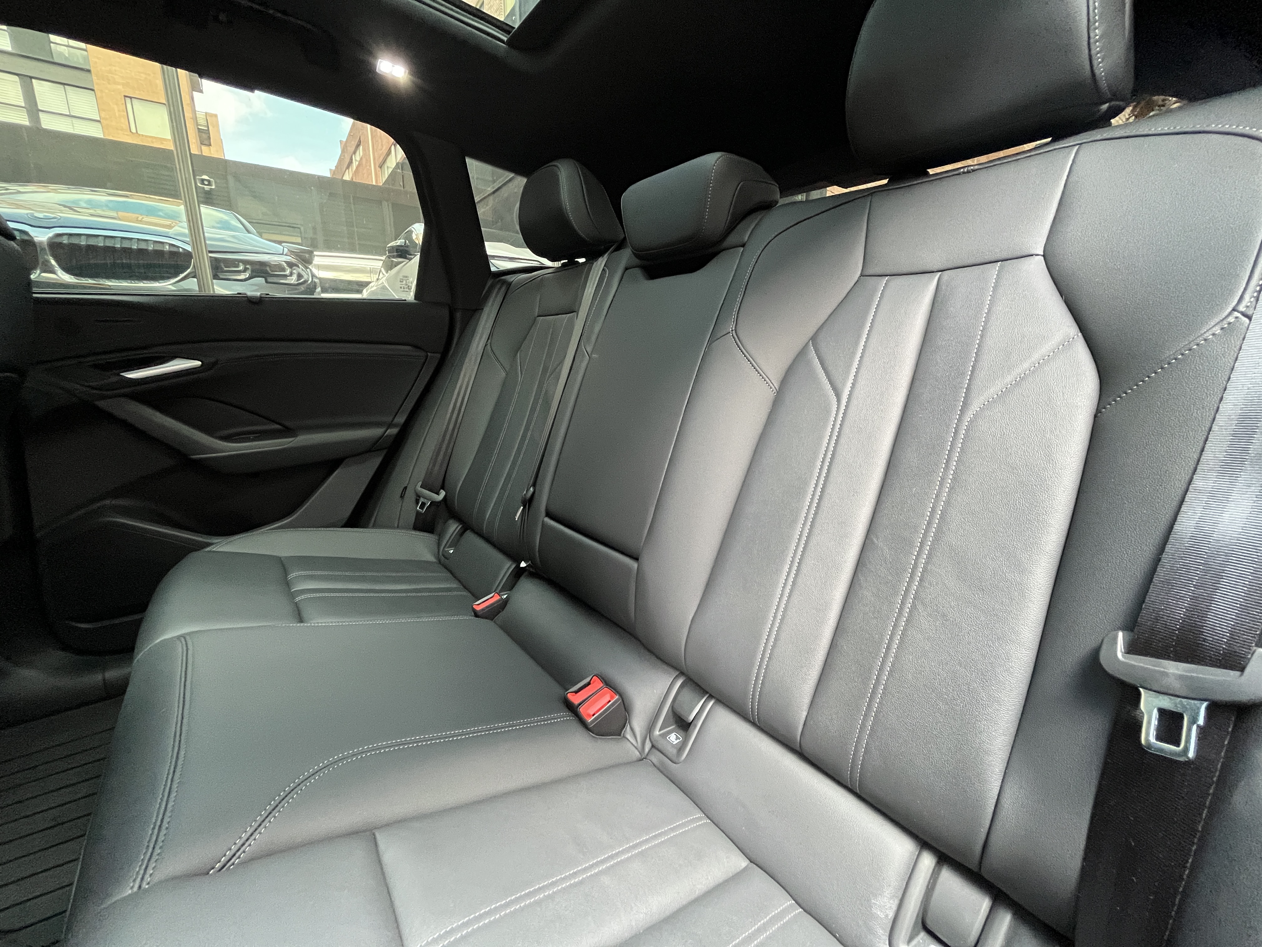 AUDI Q6 E-TRON 2025