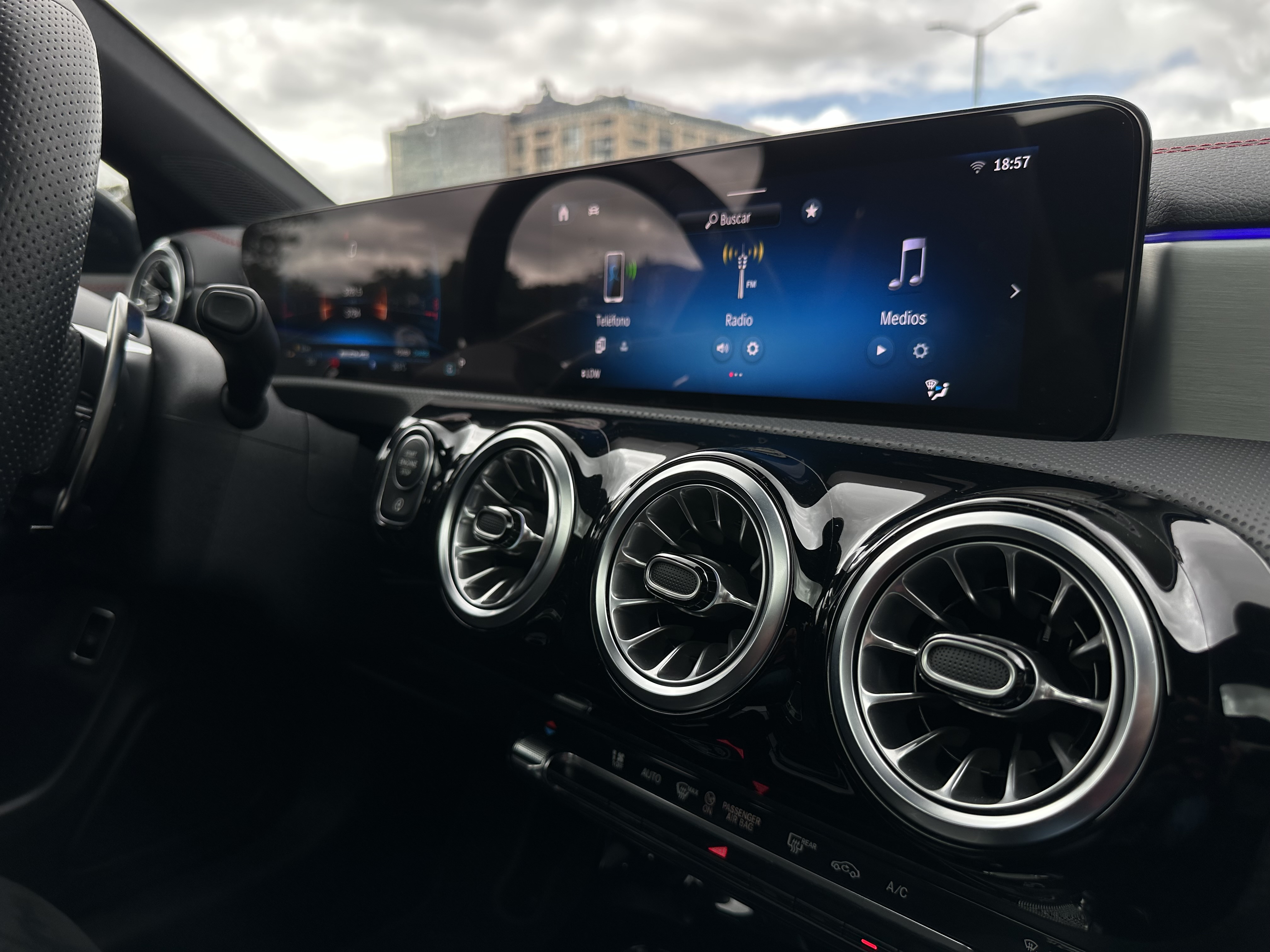 MERCEDES-BENZ CLA35 AMG AMG 2026