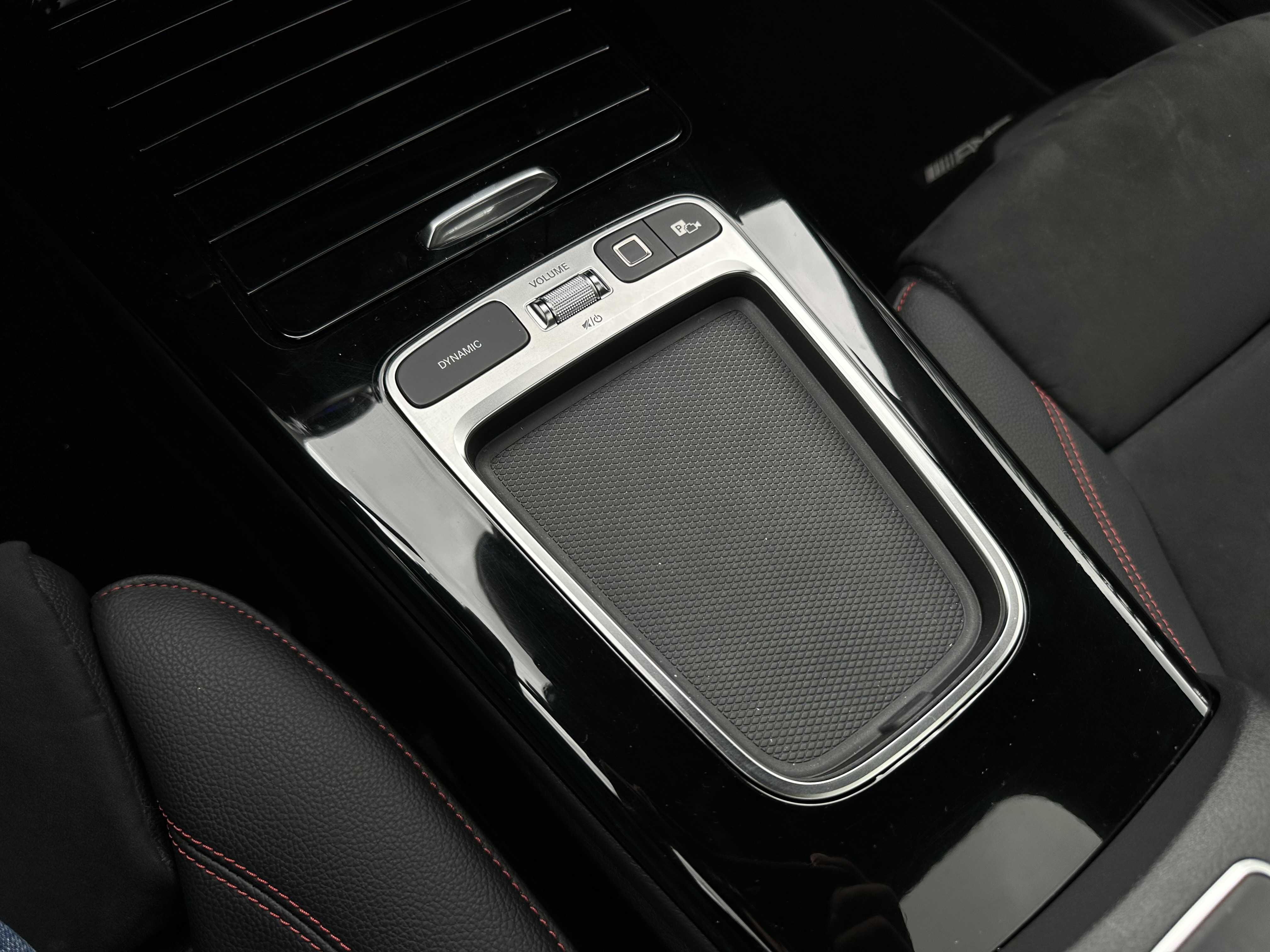 MERCEDES-BENZ CLA35 AMG AMG 2026