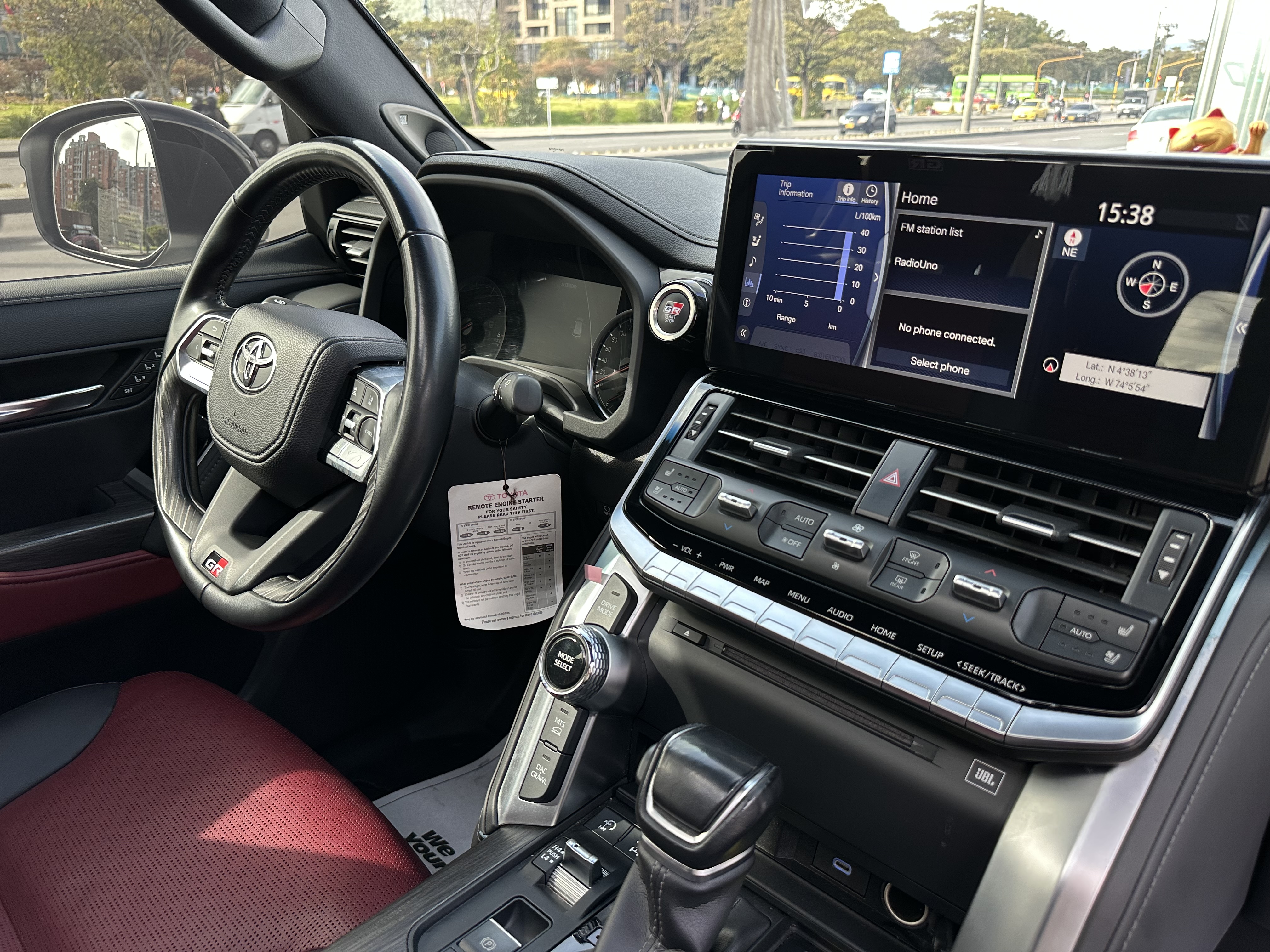 TOYOTA LAND CRUISER 300 GR 2022