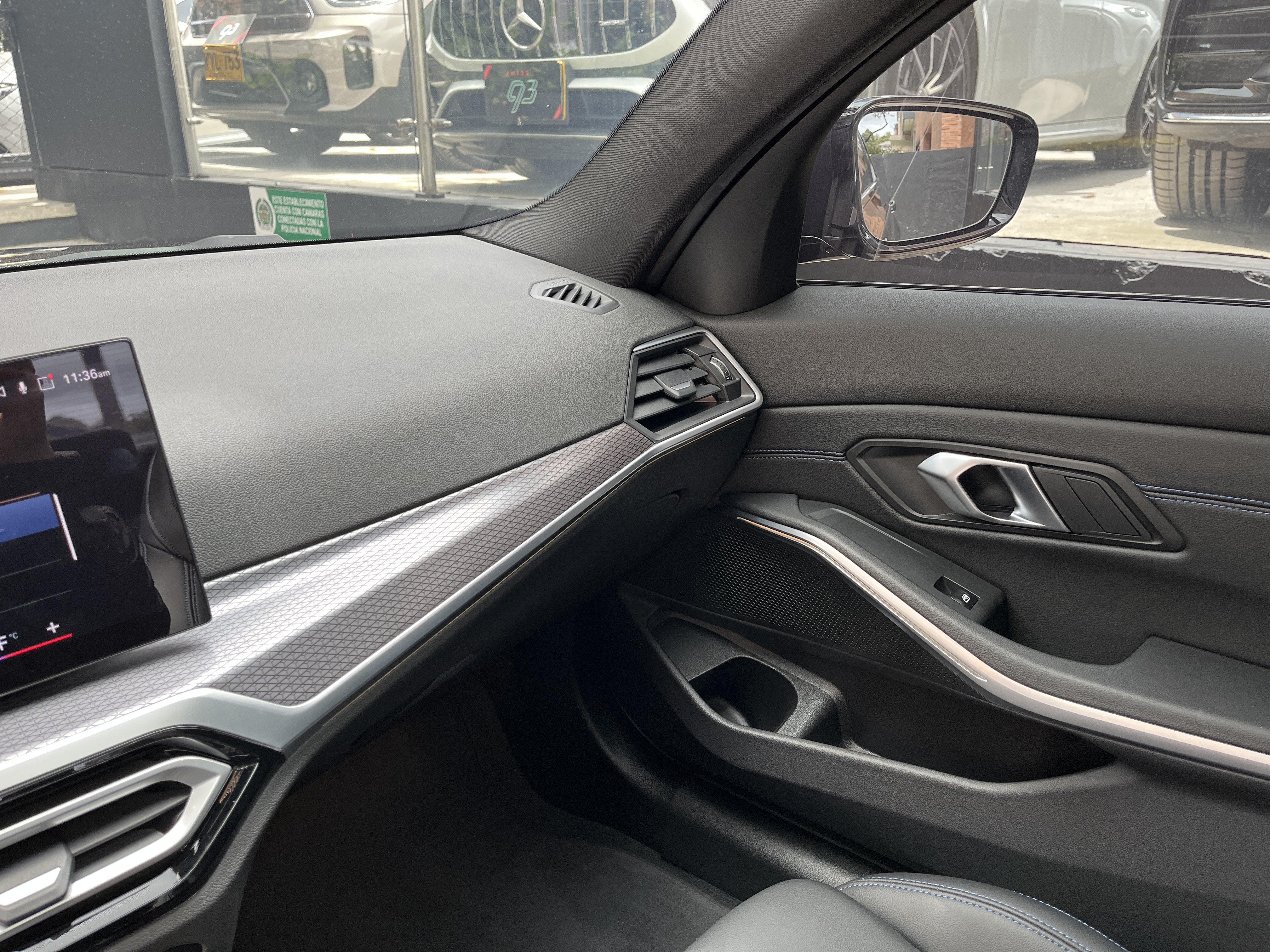 BMW 330E 2024