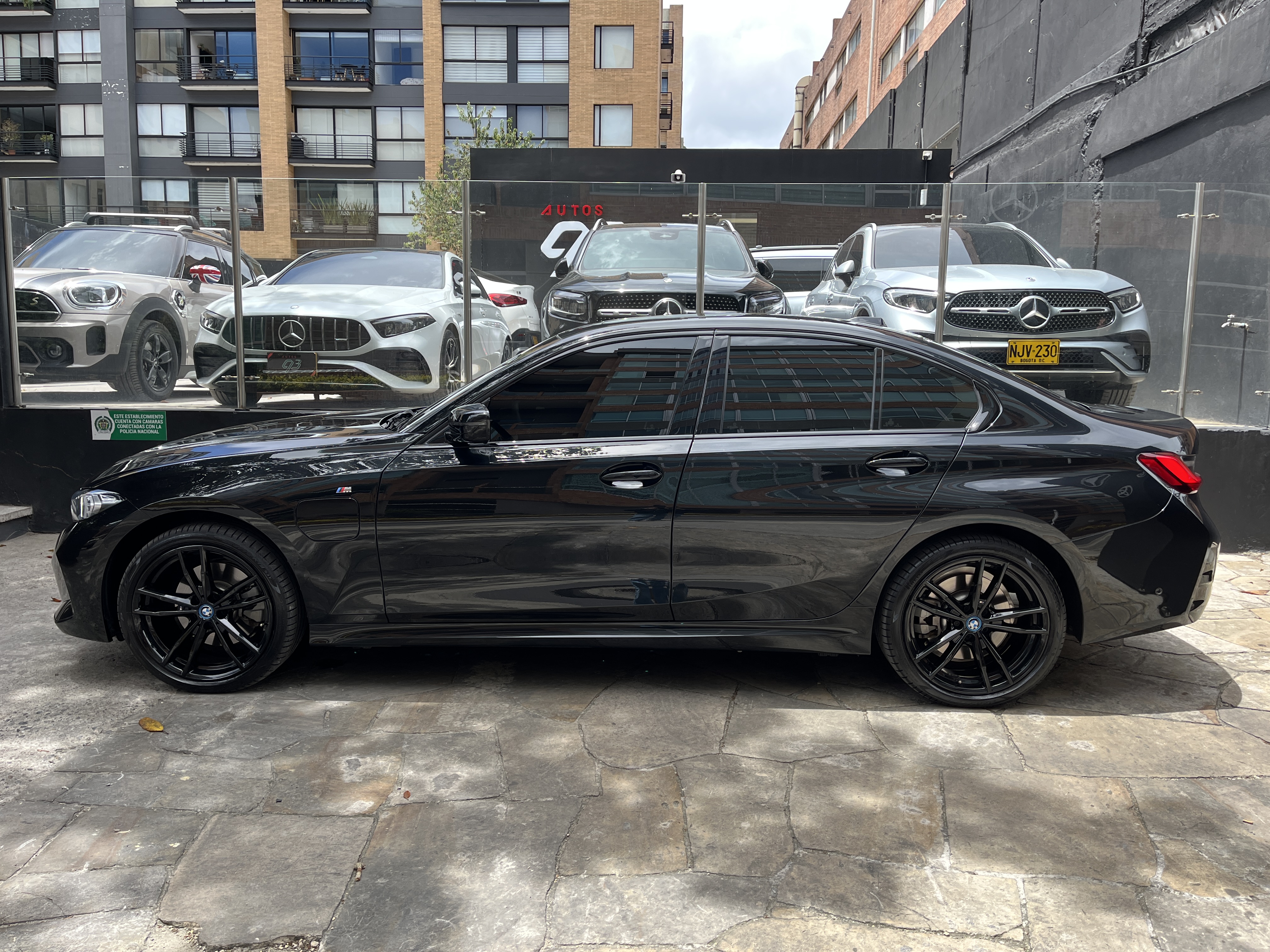 BMW 330E 2024