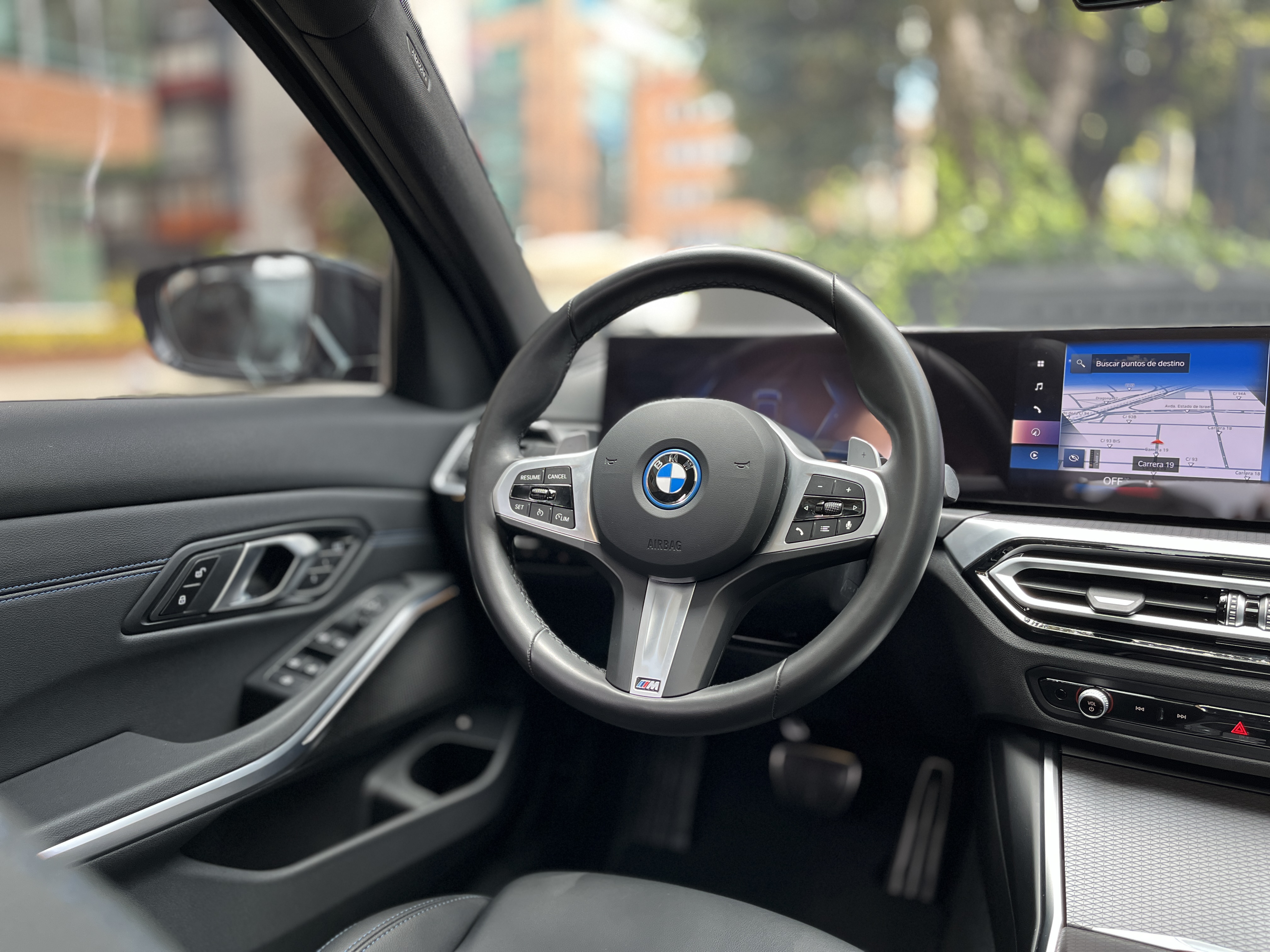 BMW 330E 2024