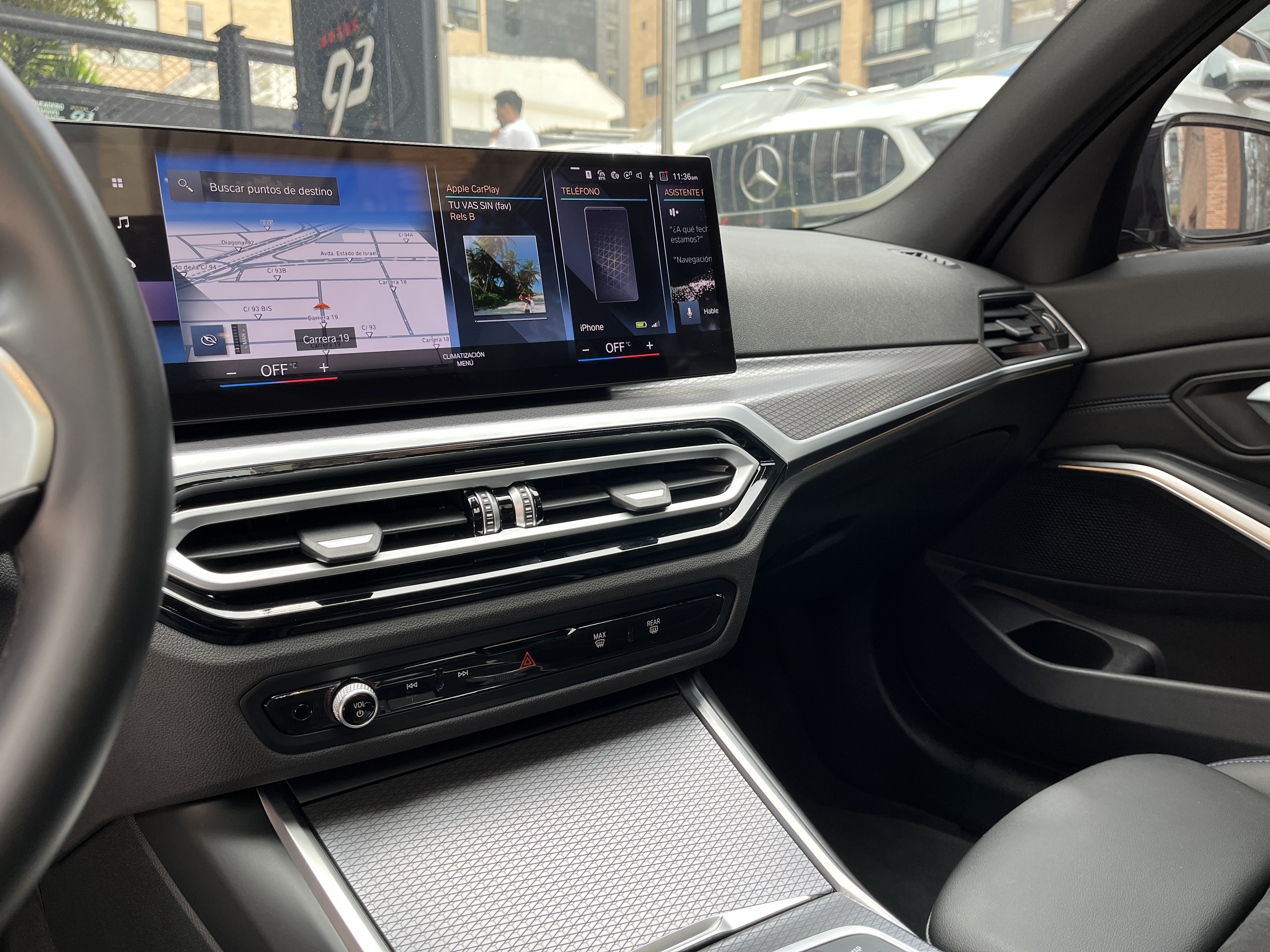 BMW 330E 2024