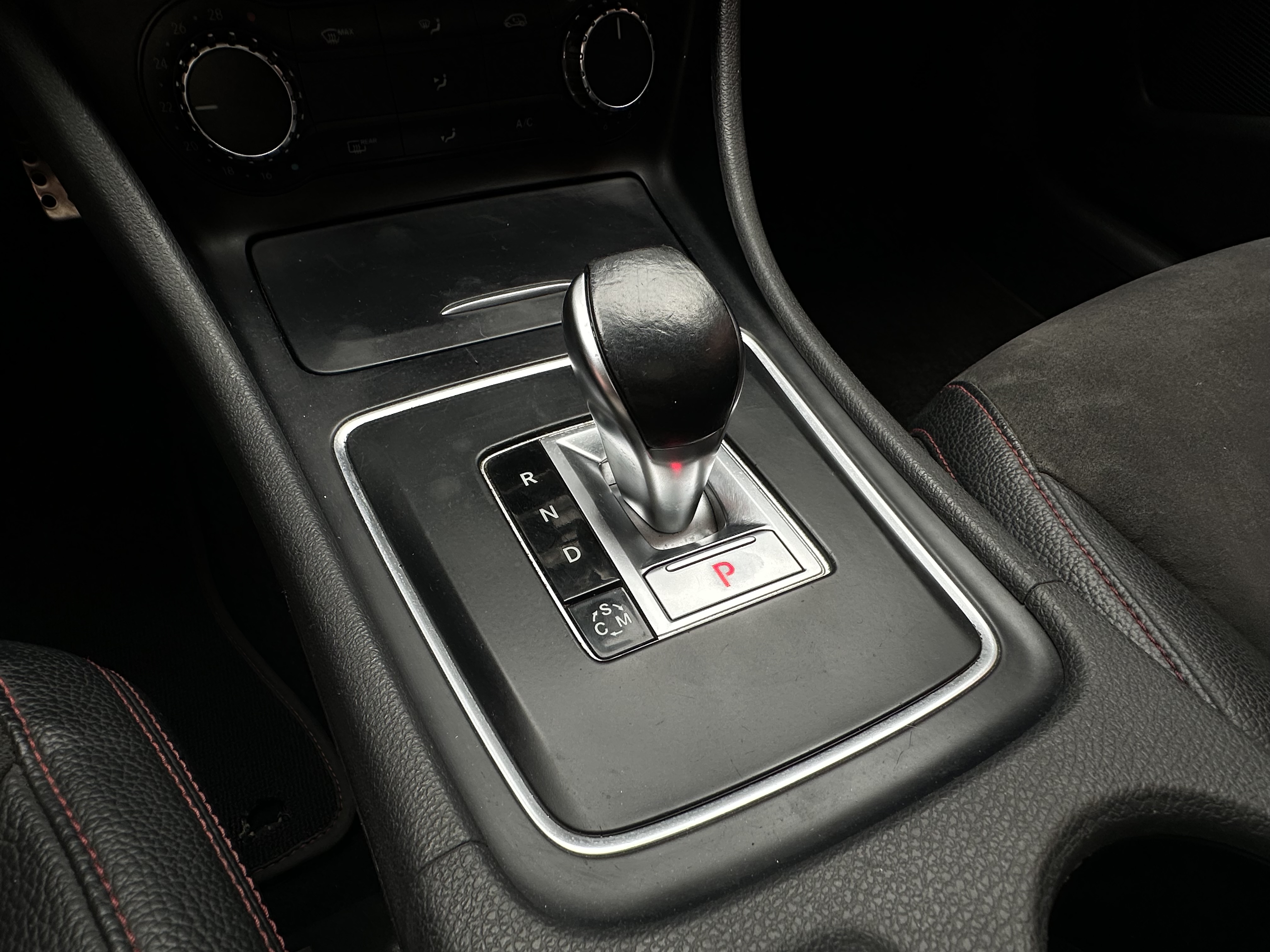 MERCEDES-BENZ A45 AMG 2014