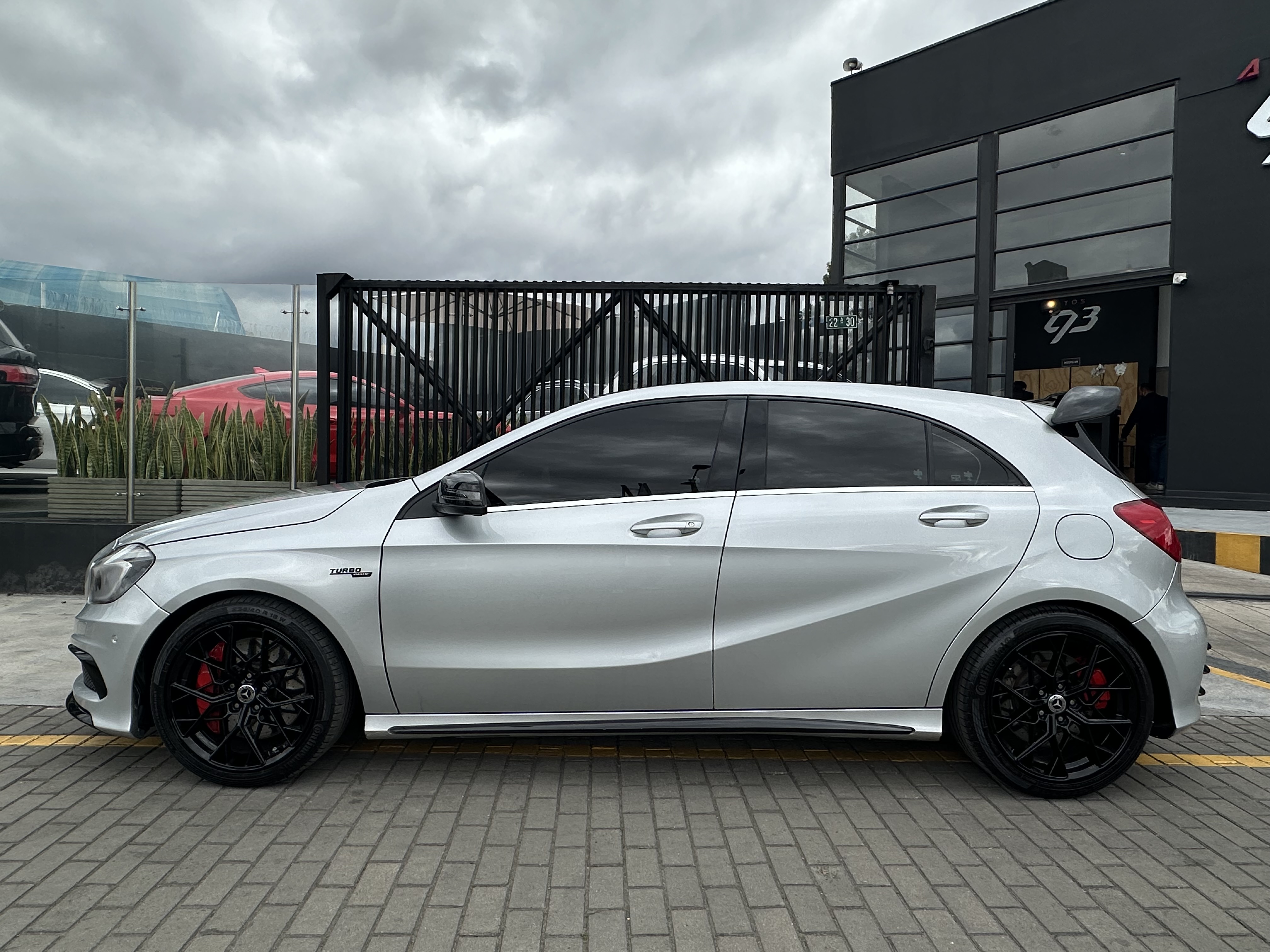 MERCEDES-BENZ A45 AMG 2014