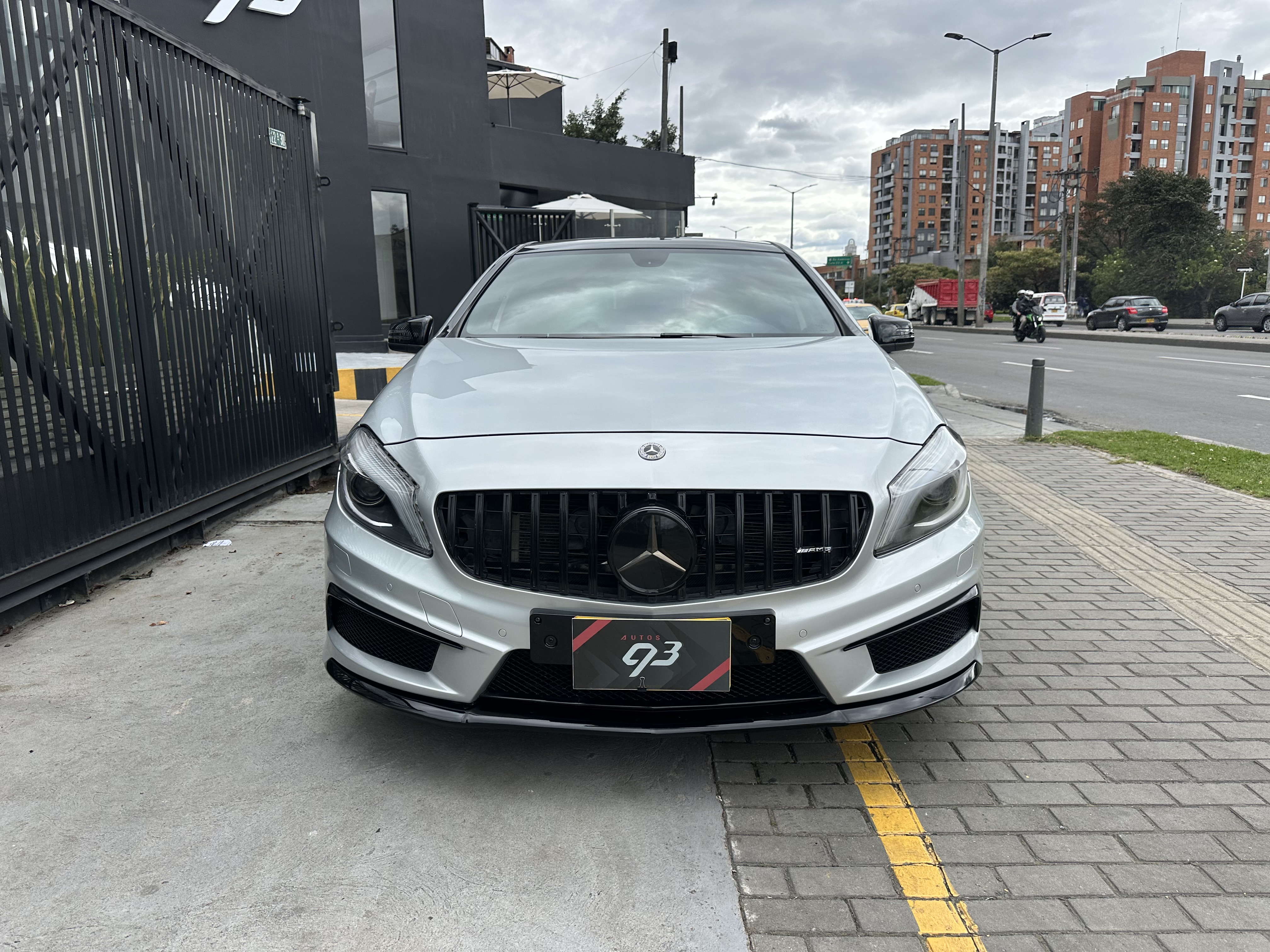 MERCEDES-BENZ A45 AMG 2014
