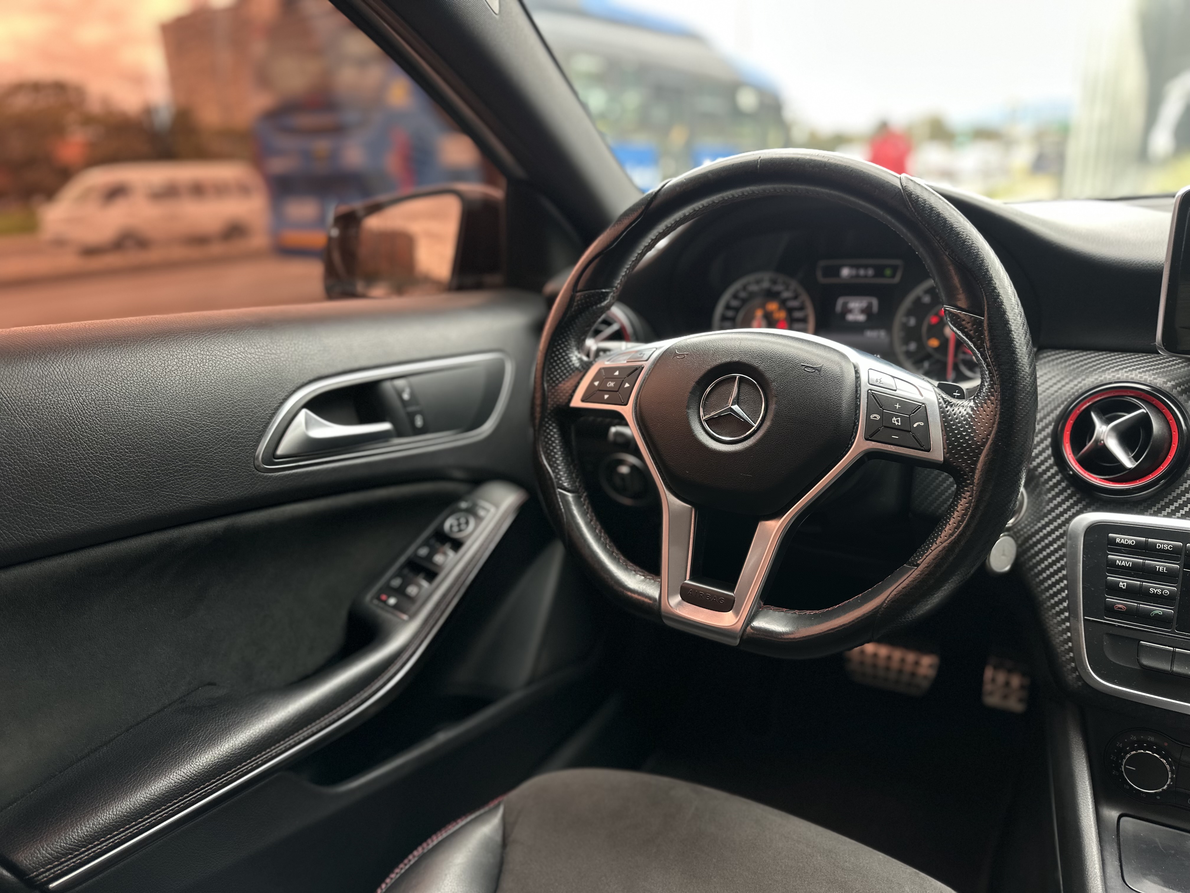 MERCEDES-BENZ A45 AMG 2014