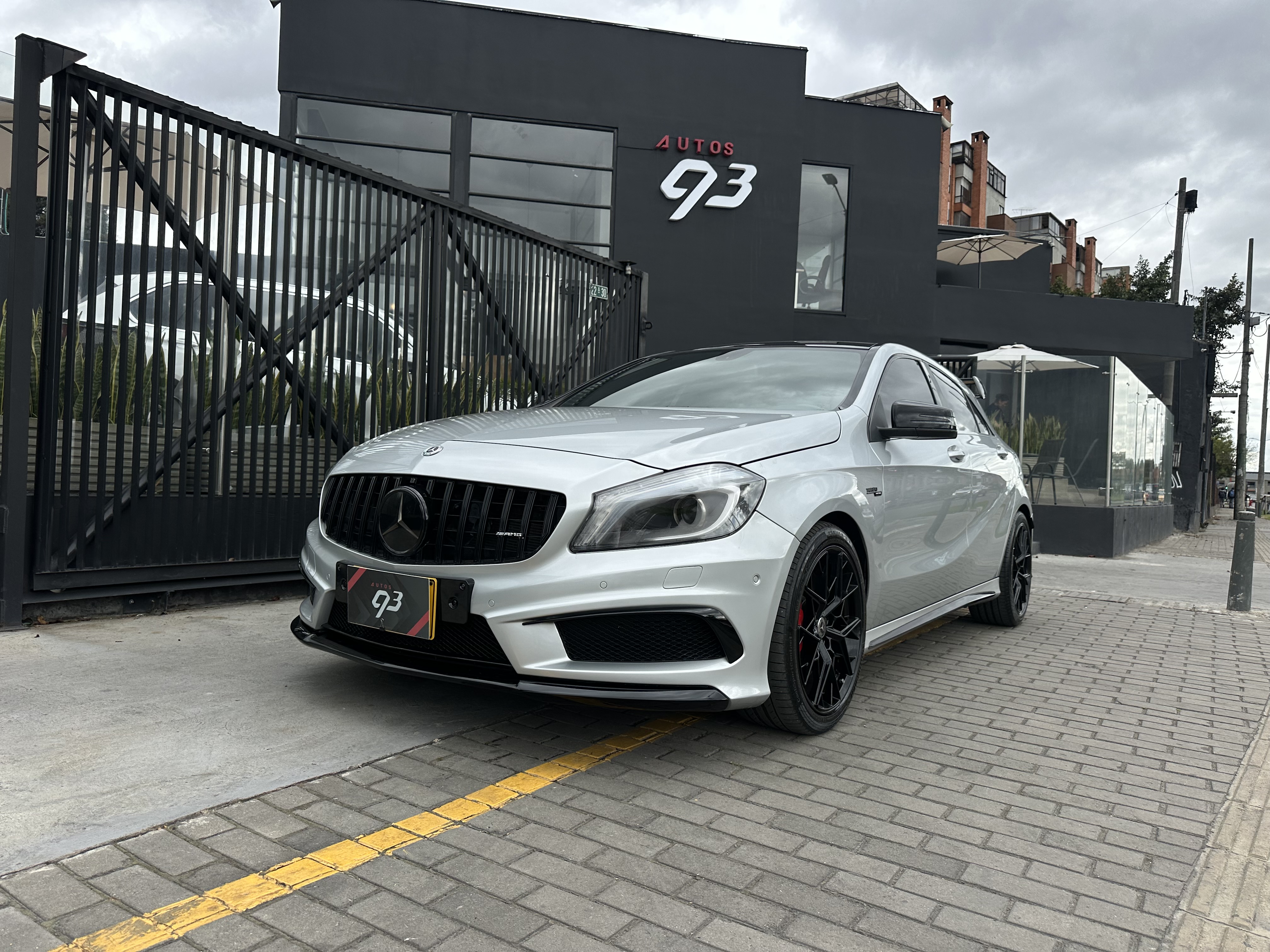 MERCEDES-BENZ A45 AMG 2014