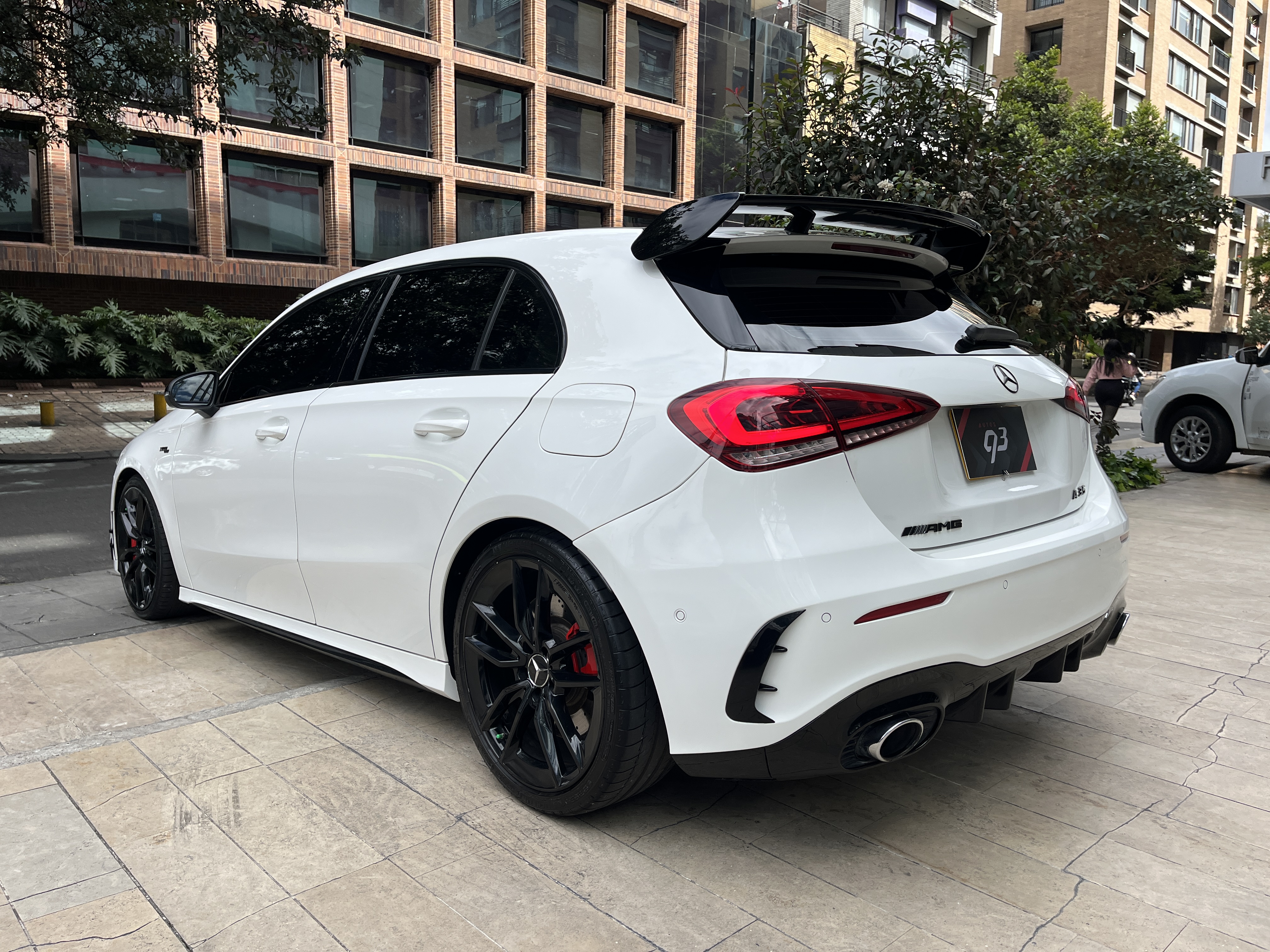 MERCEDES-BENZ A35 2022