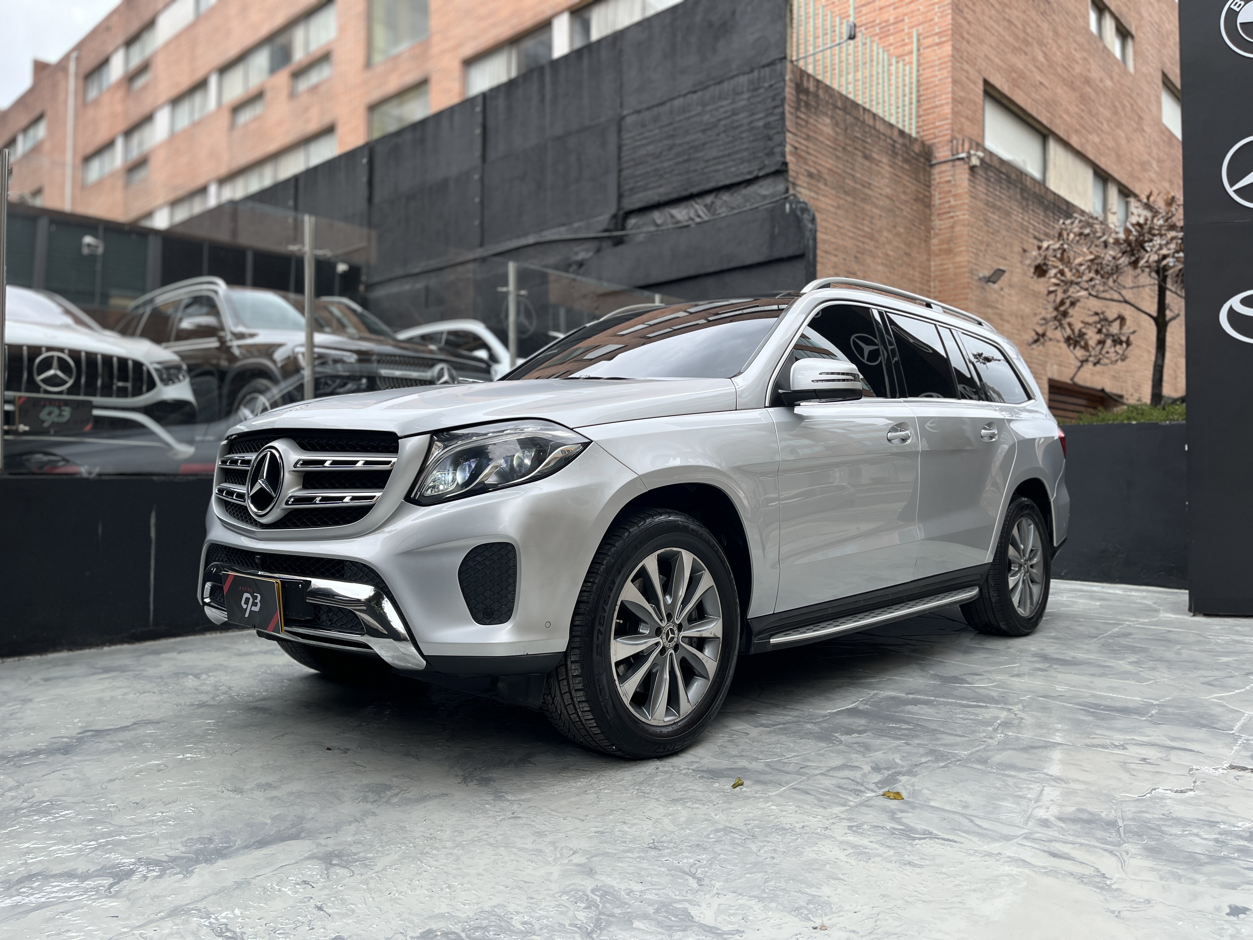 MERCEDES-BENZ GLS500 2019