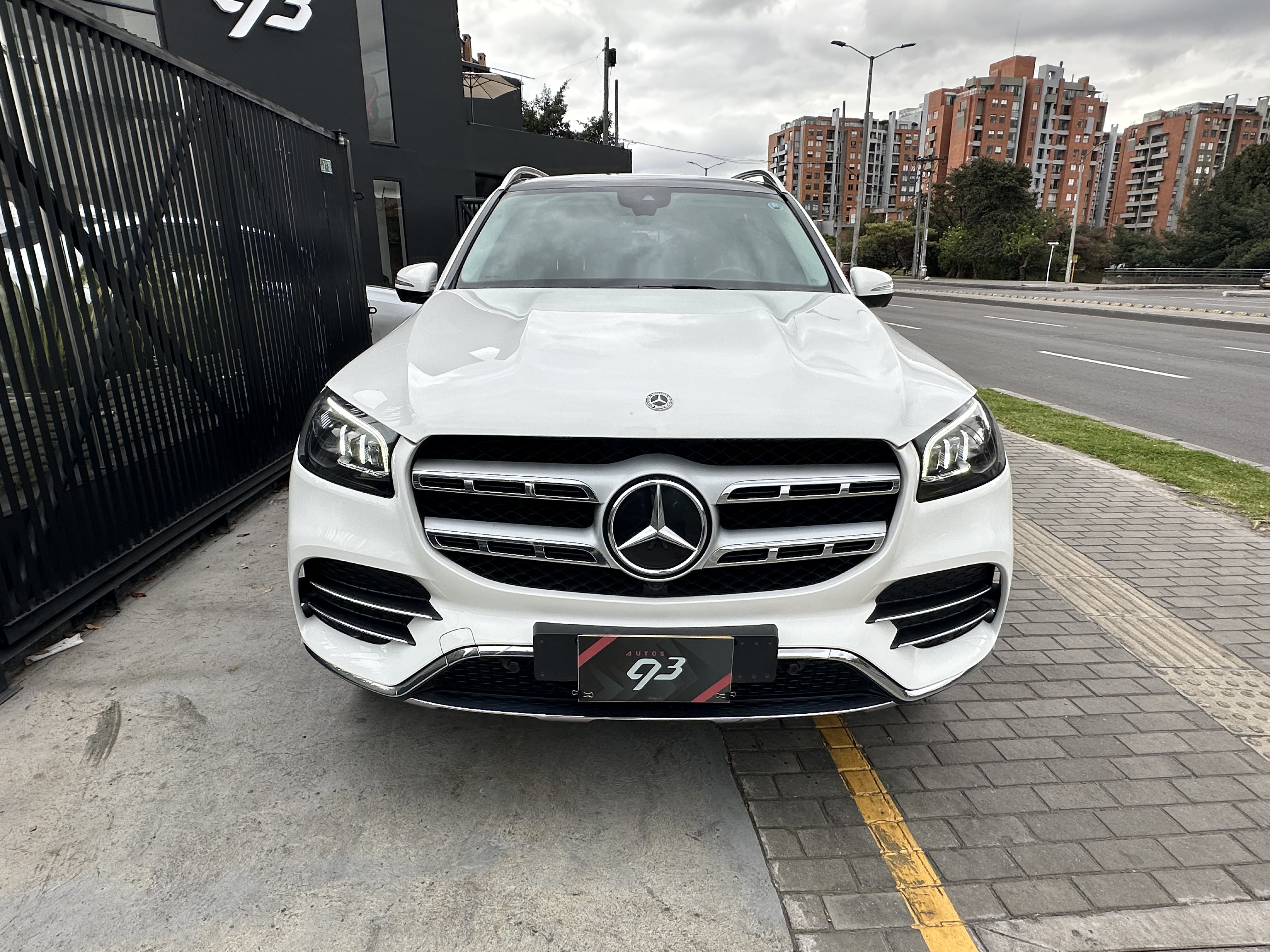 MERCEDES-BENZ GLS450 4MATIC 2022