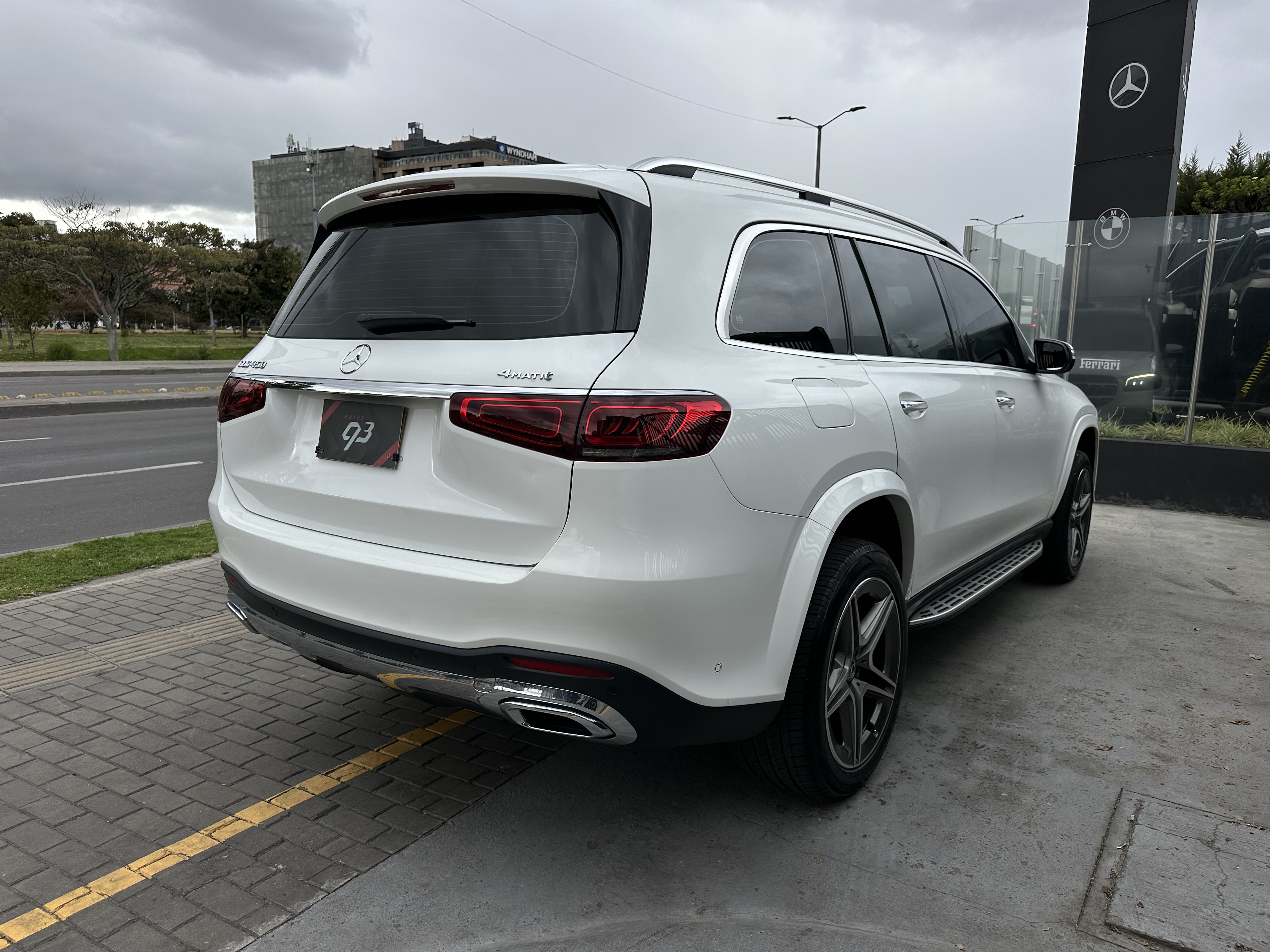 MERCEDES-BENZ GLS450 4MATIC 2022