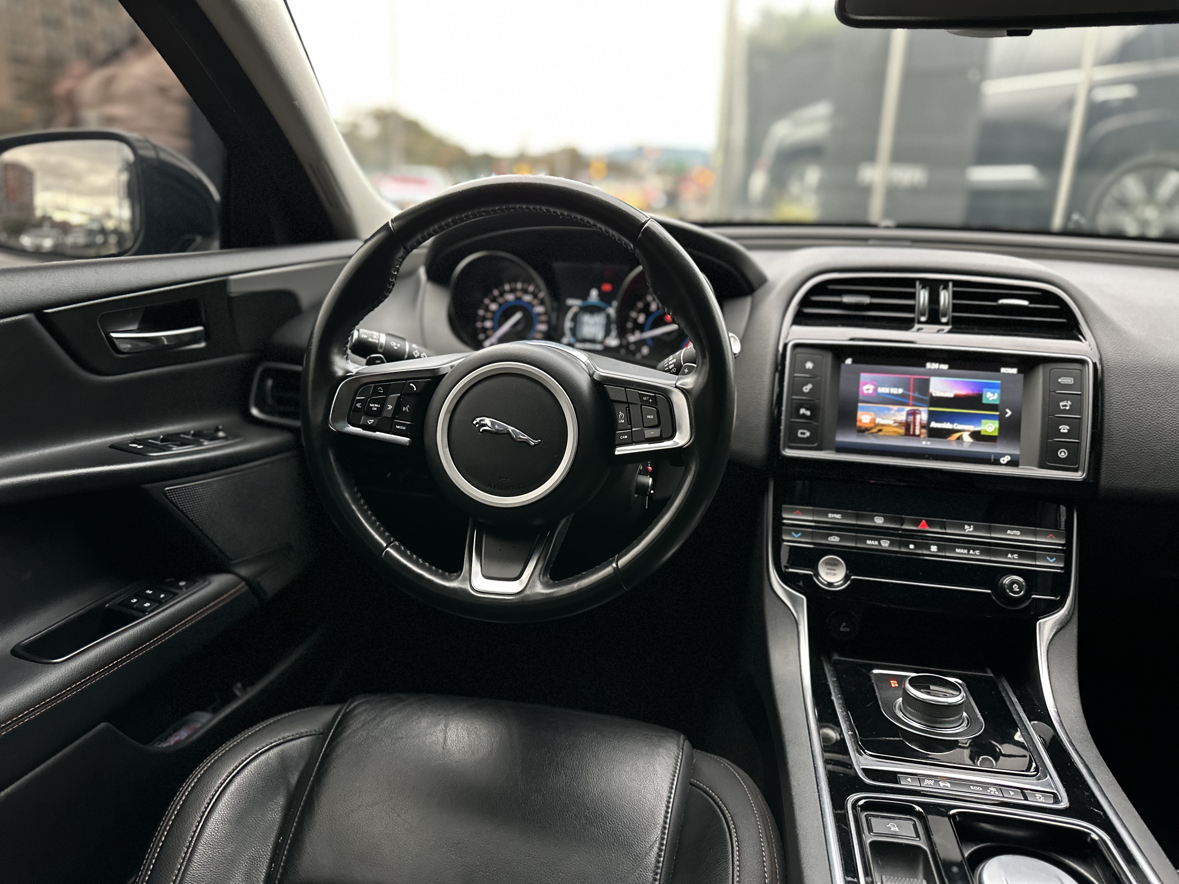JAGUAR XE PRESTIGE 2018