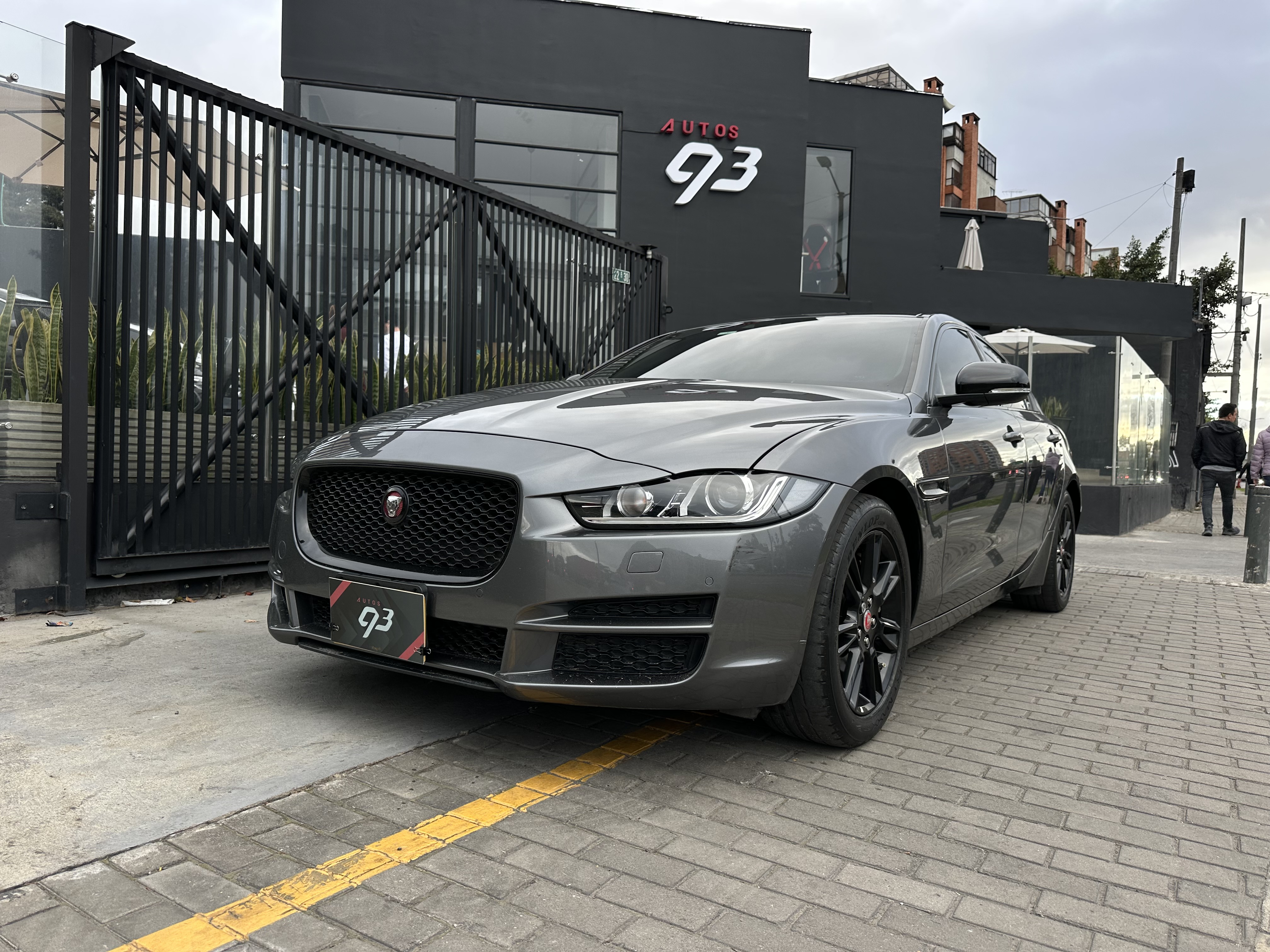 JAGUAR XE PRESTIGE 2018