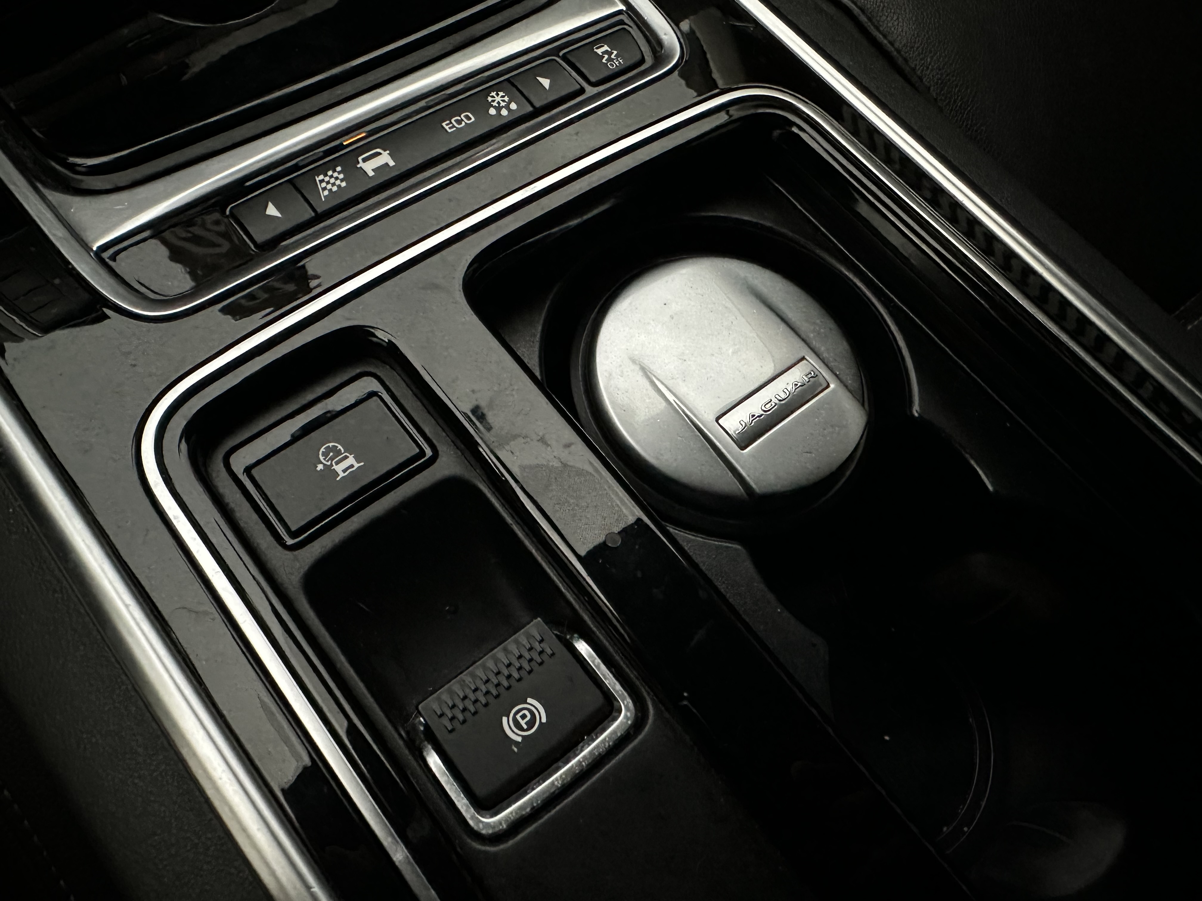 JAGUAR XE PRESTIGE 2018
