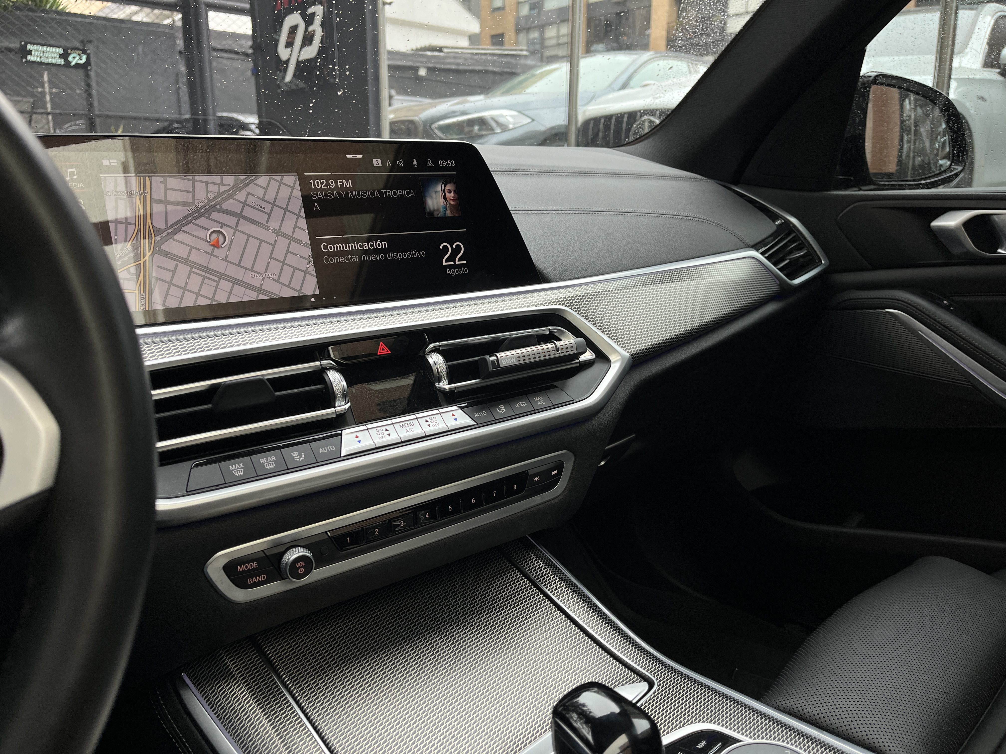 BMW X5 M50I 2023