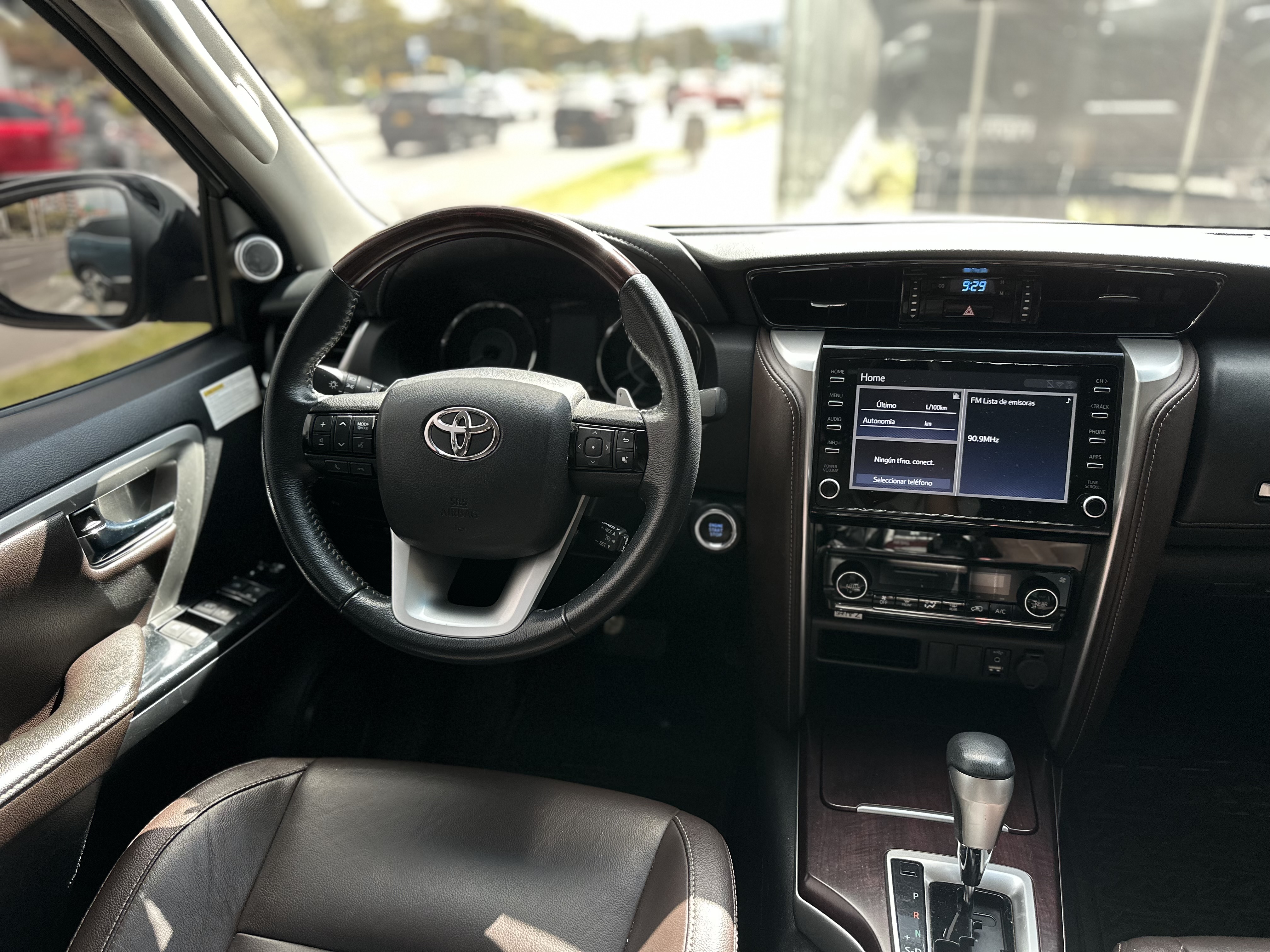 TOYOTA FORTUNER SRV 2020
