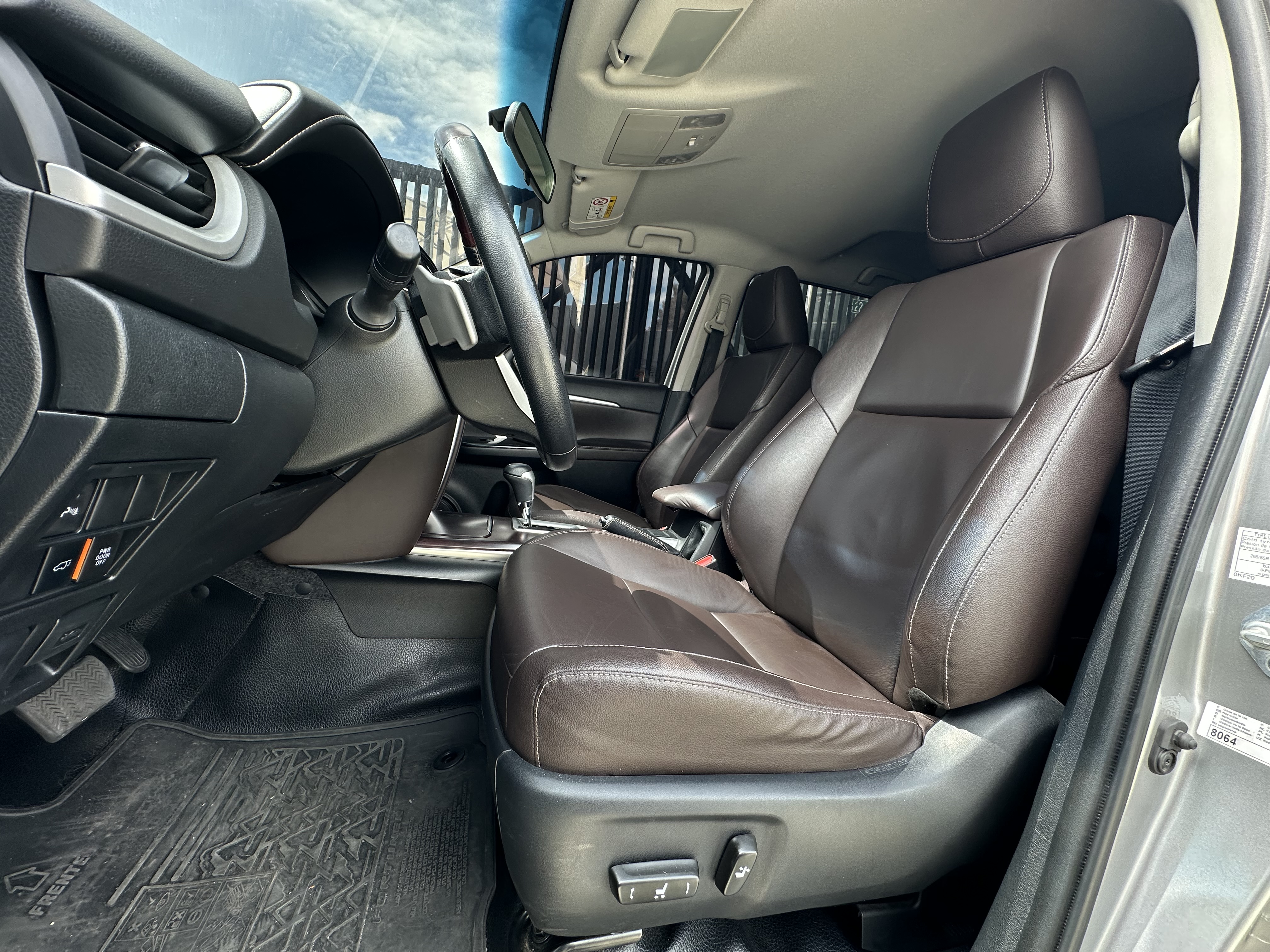 TOYOTA FORTUNER SRV 2020