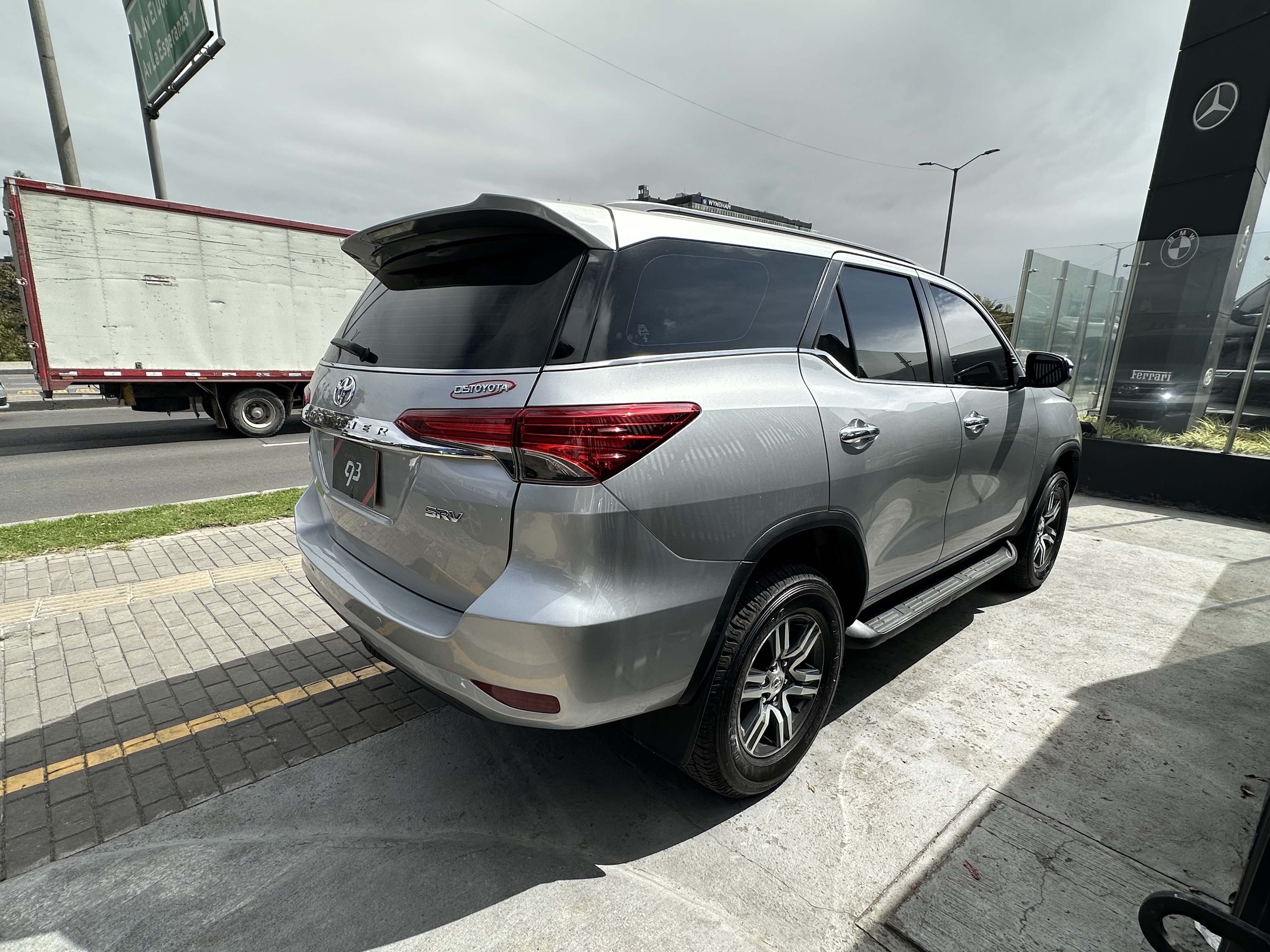TOYOTA FORTUNER SRV 2020