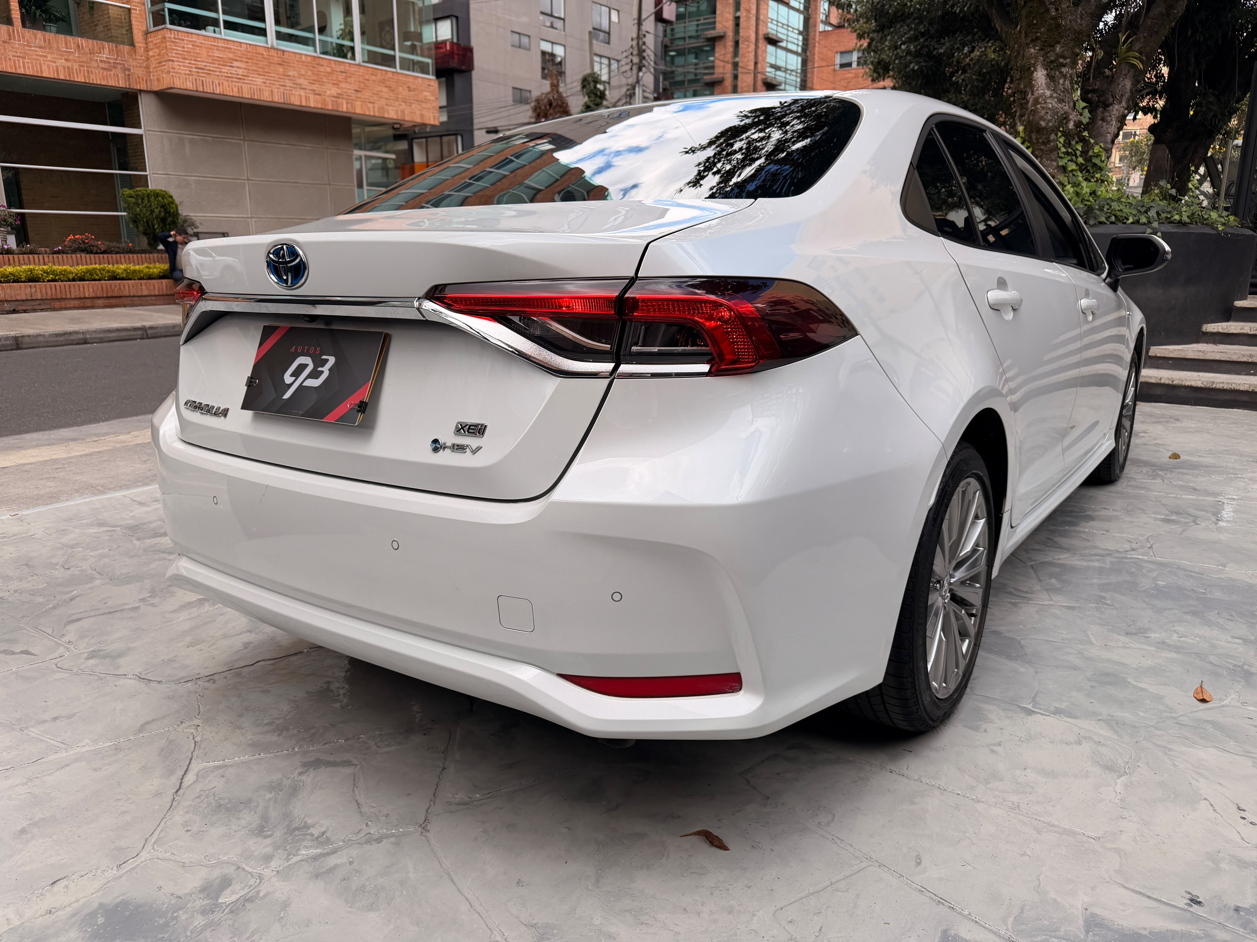 TOYOTA COROLLA XEI 2025