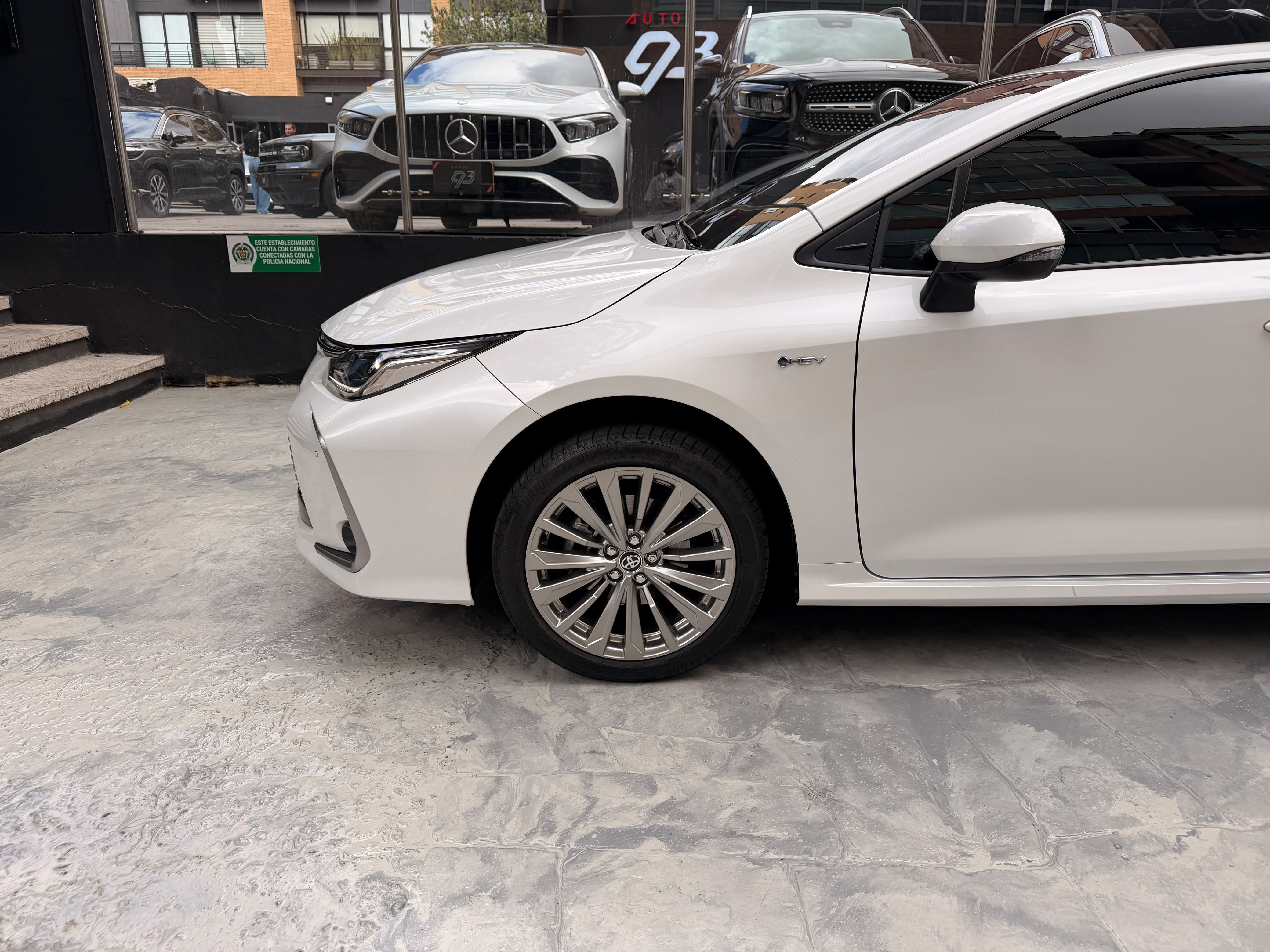 TOYOTA COROLLA XEI 2025