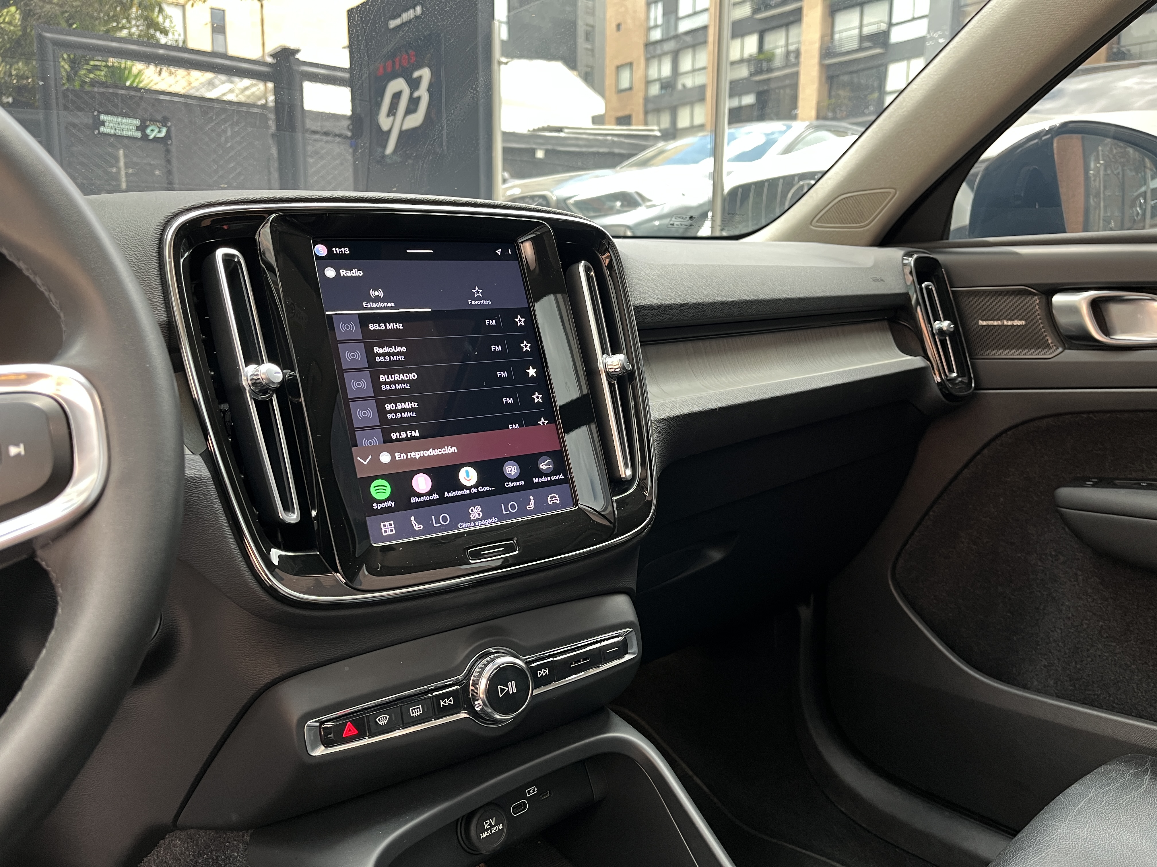 VOLVO XC40 B5 AWD 2023