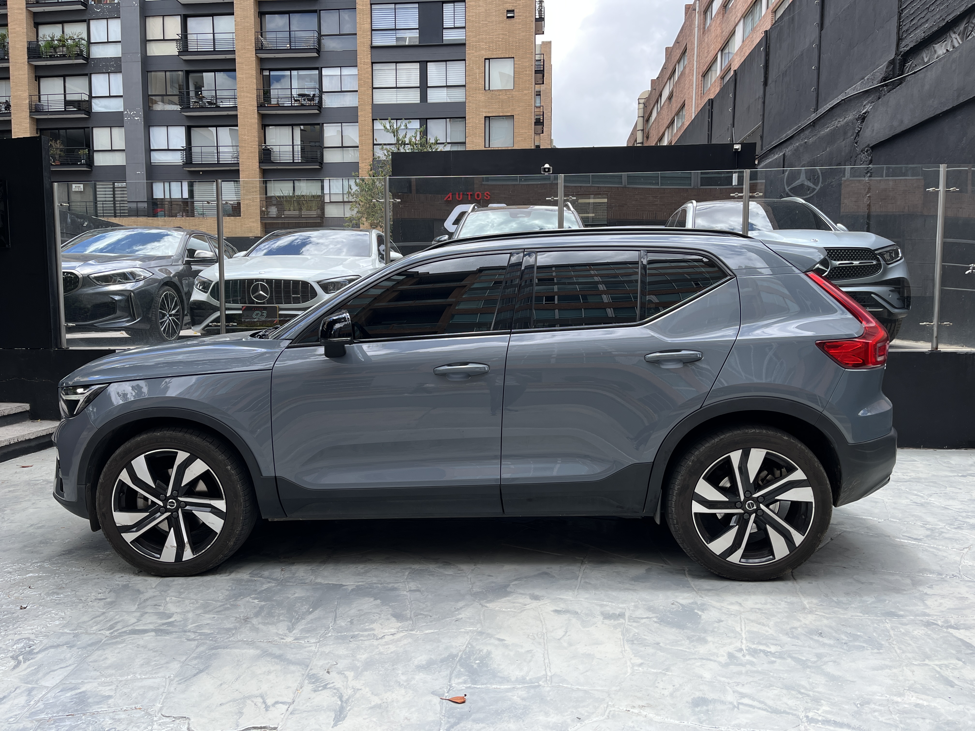 VOLVO XC40 B5 AWD 2023