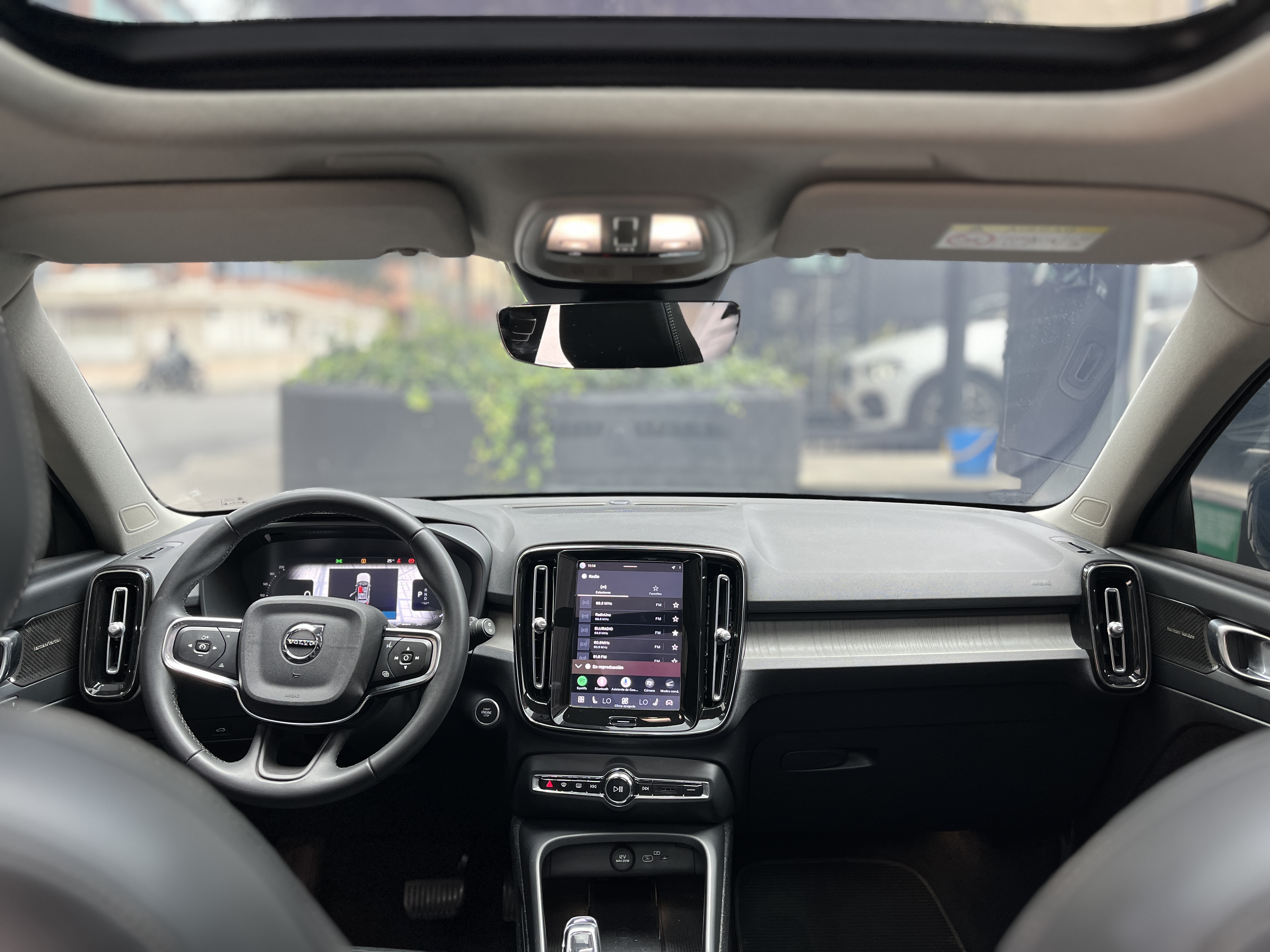VOLVO XC40 B5 AWD 2023