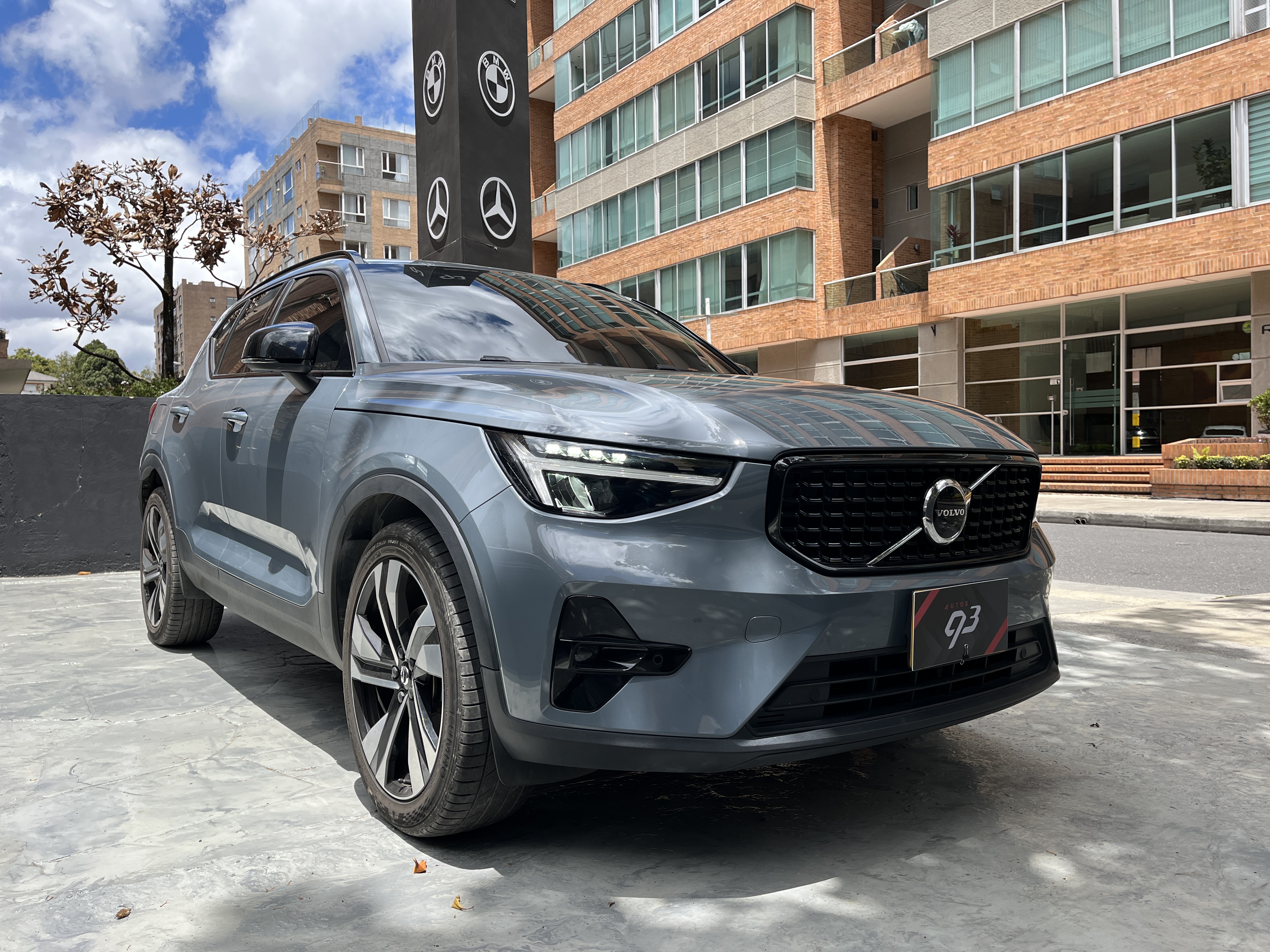 VOLVO XC40 B5 AWD 2023