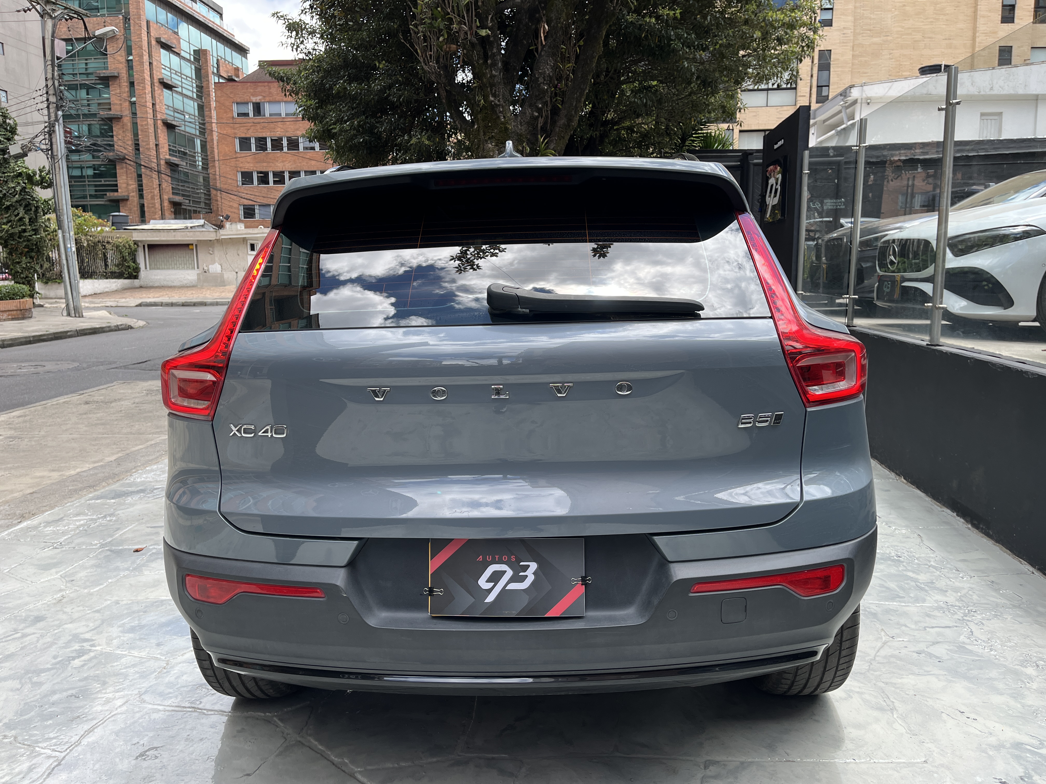 VOLVO XC40 B5 AWD 2023