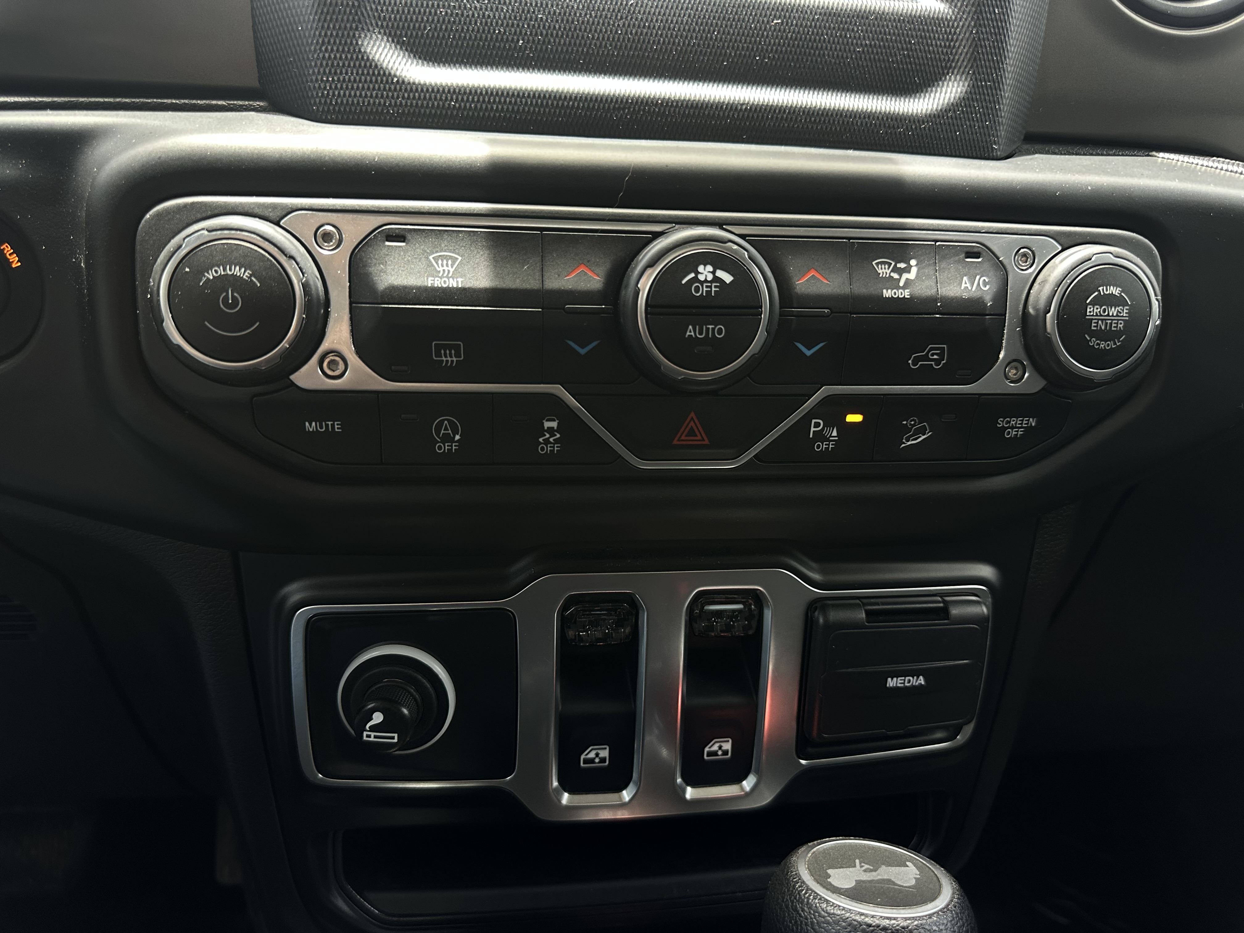 JEEP WRANGLER SPORT 2020