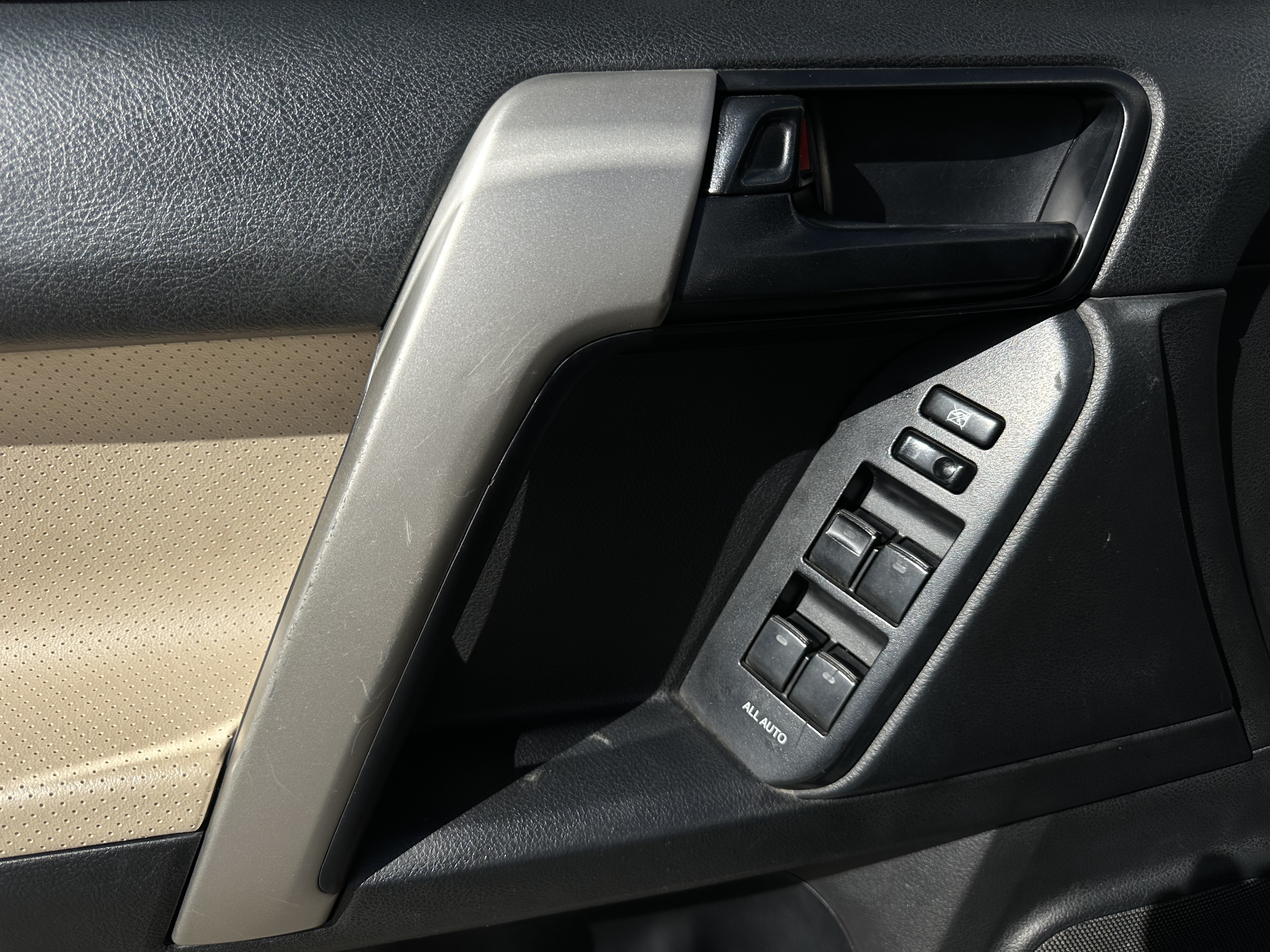 TOYOTA PRADO TX BLINDADA 2015