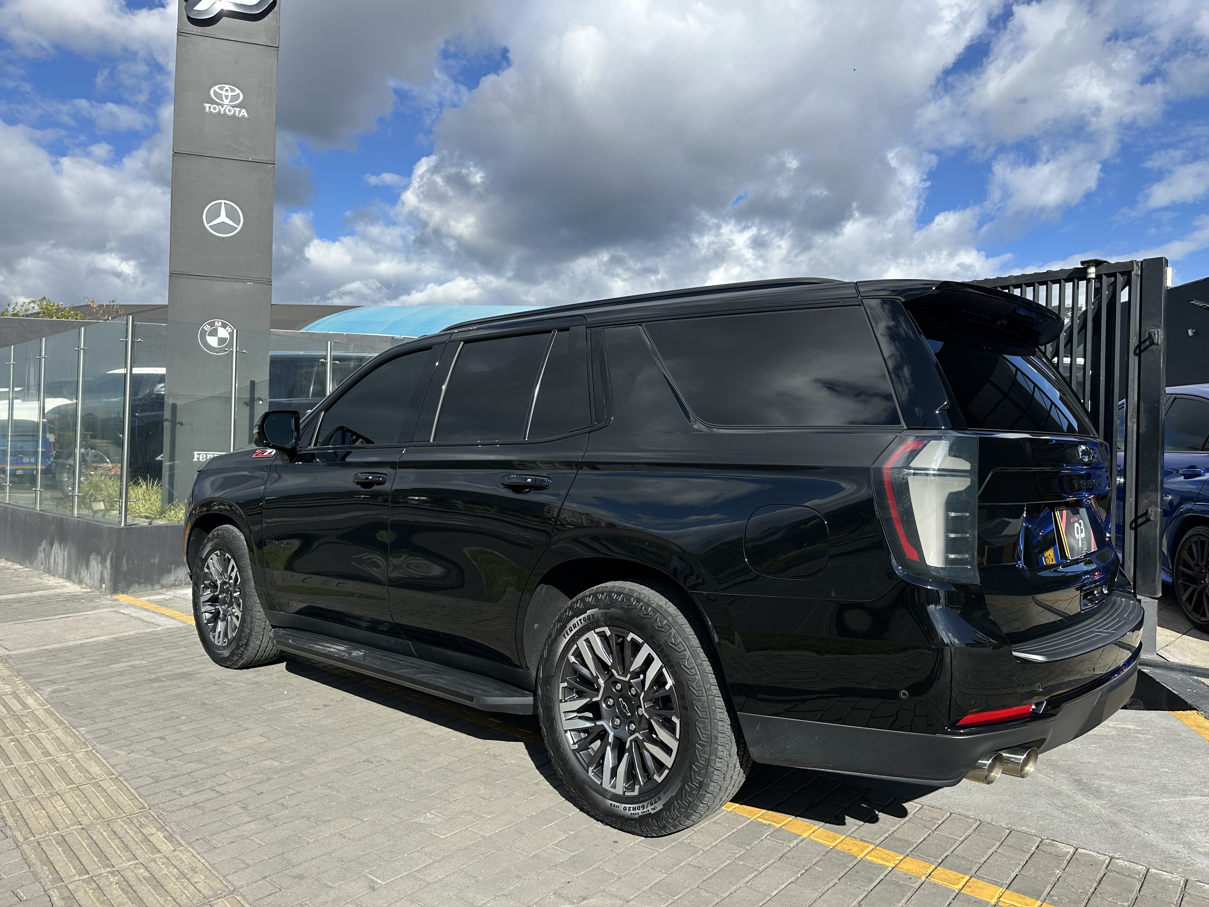 CHEVROLET TAHOE Z71 2025