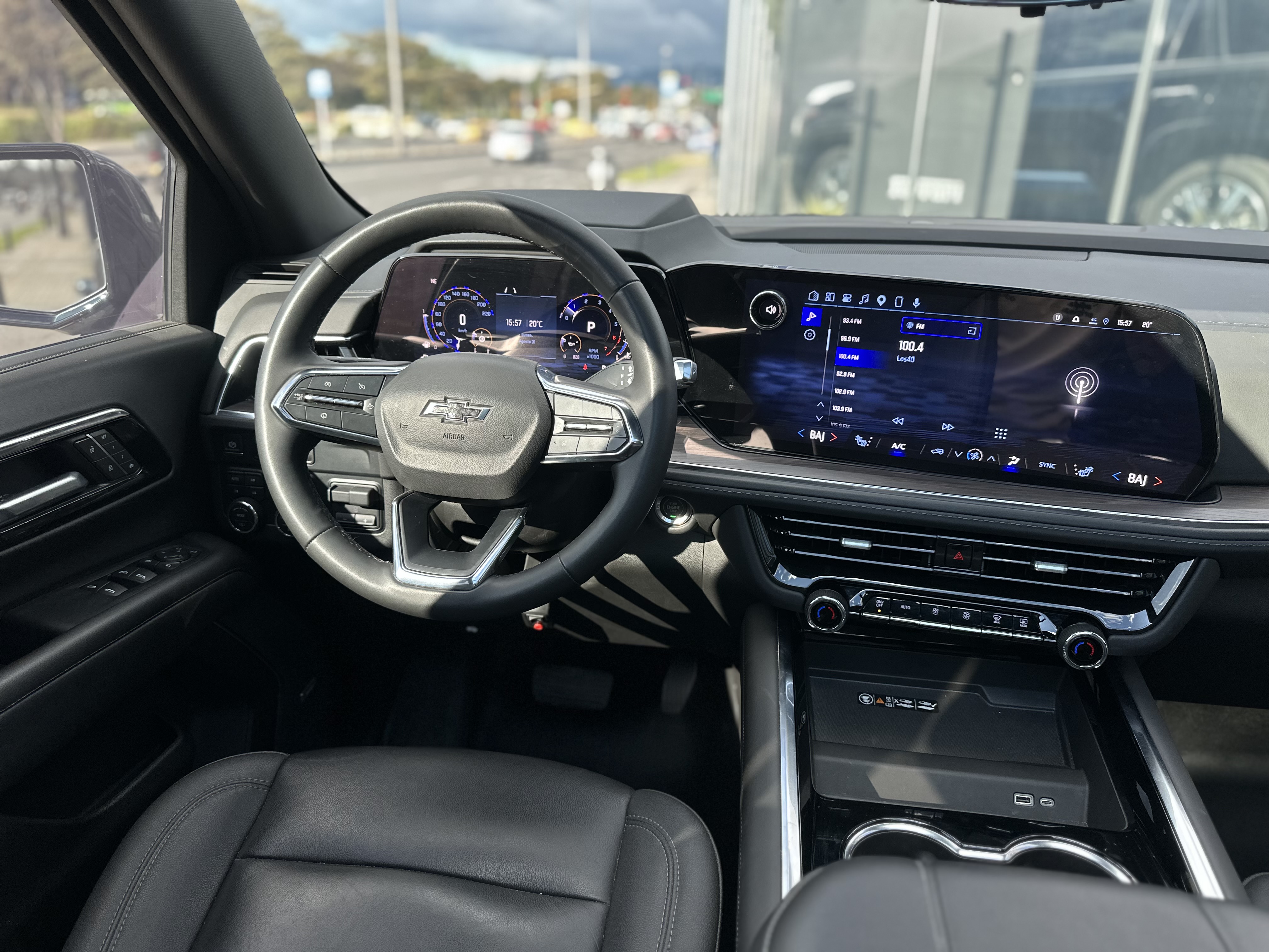CHEVROLET TAHOE Z71 2025