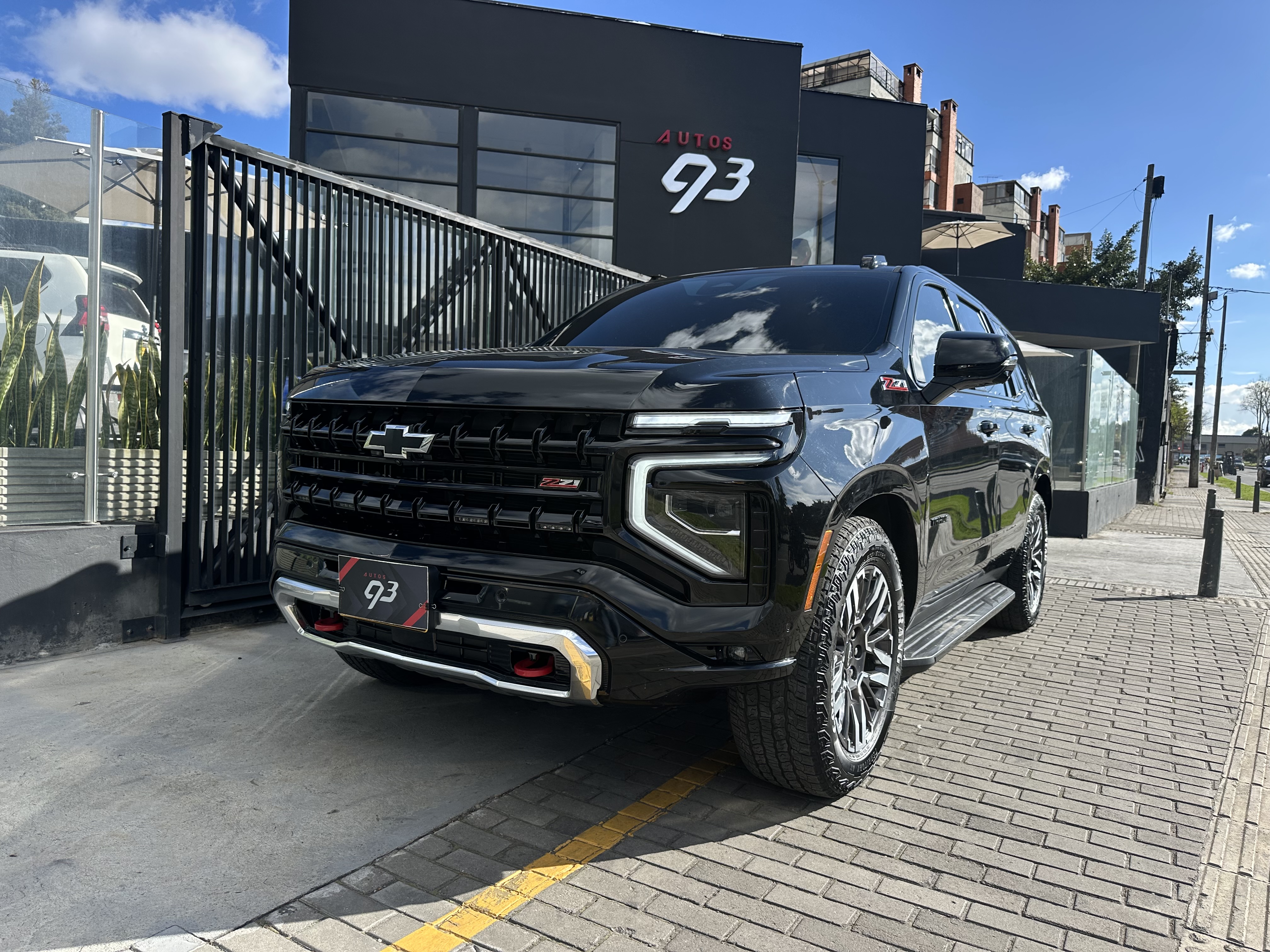 CHEVROLET TAHOE Z71 2025