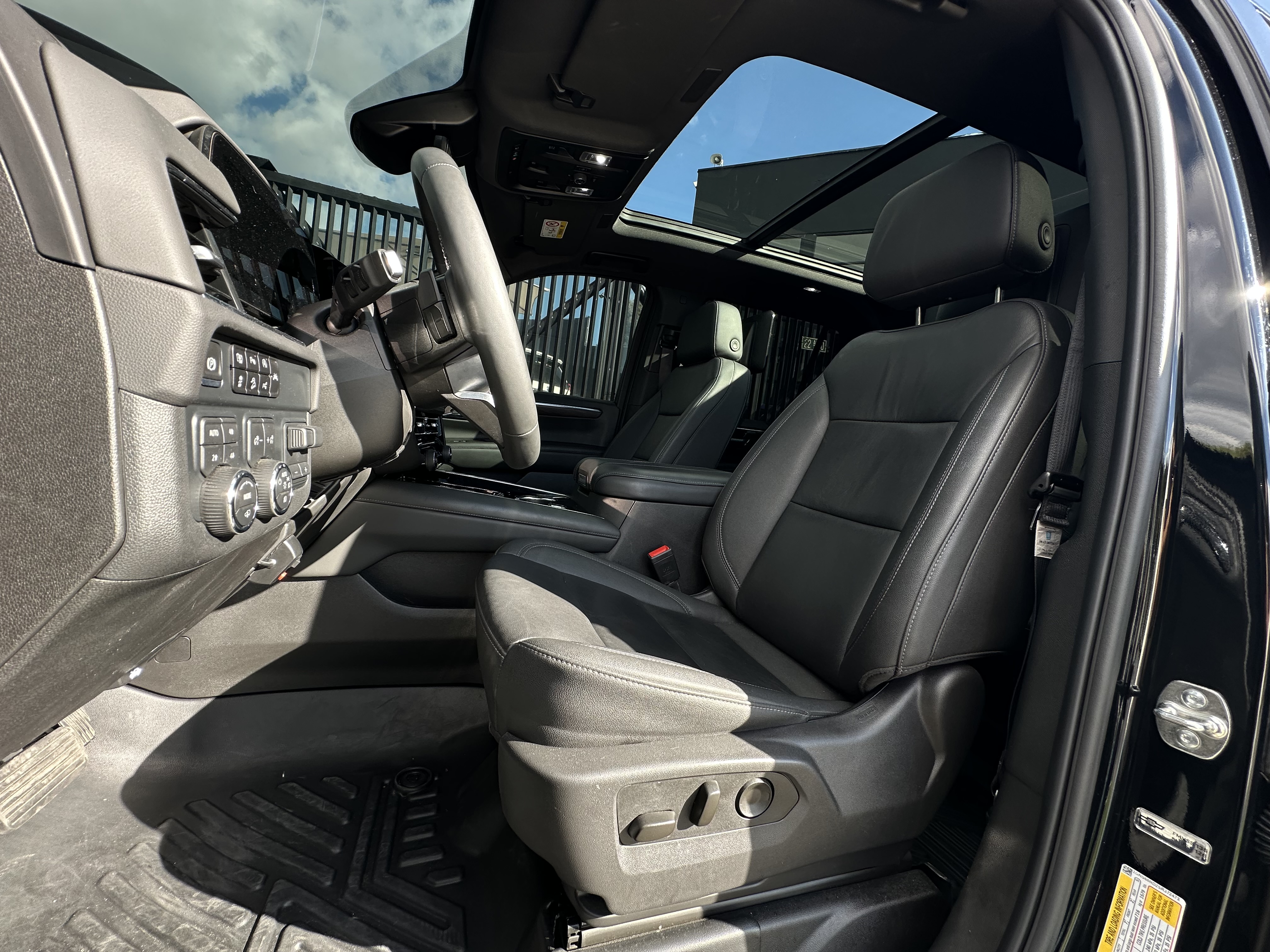 CHEVROLET TAHOE Z71 2025