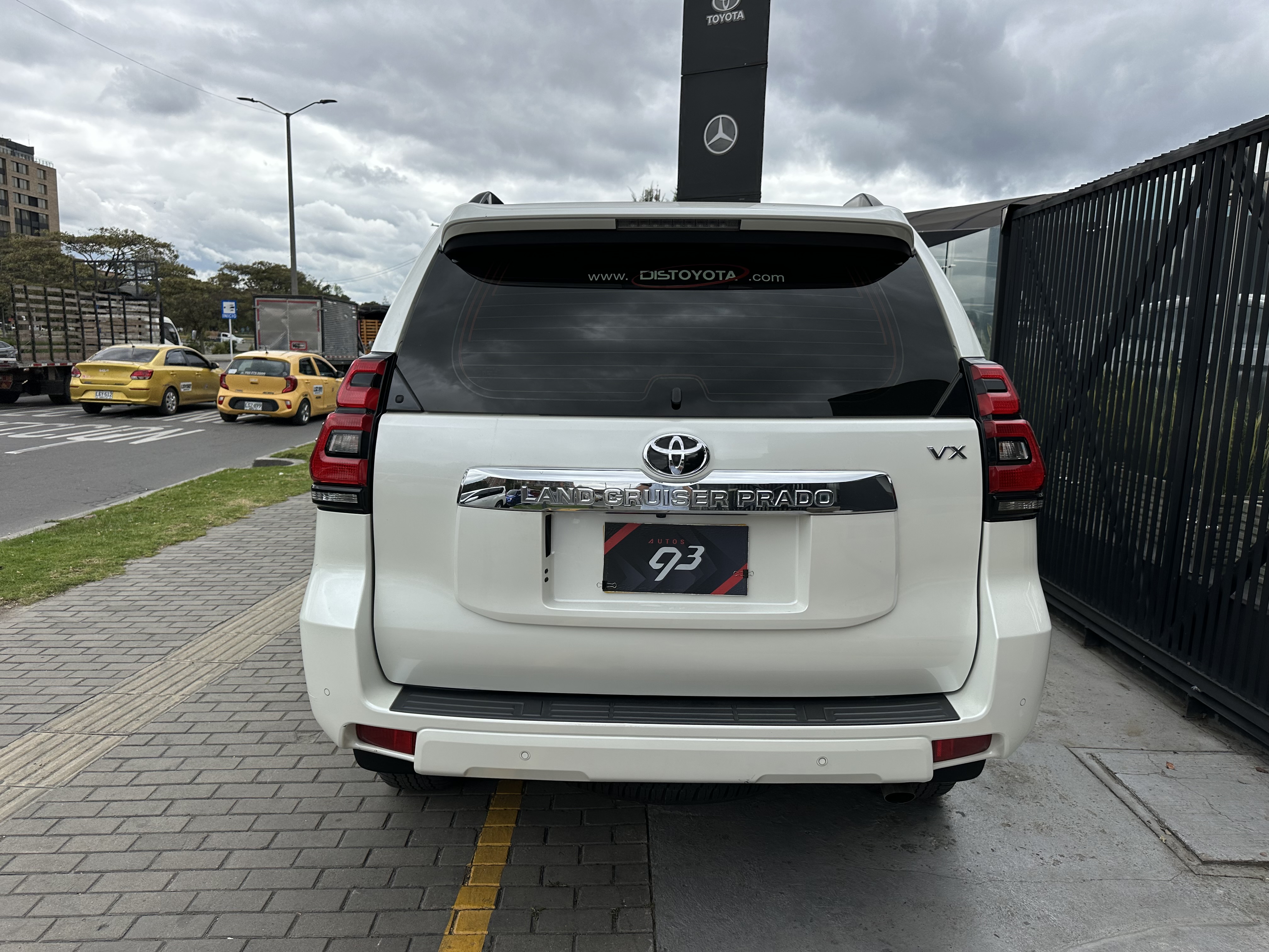 TOYOTA PRADO VX 2020