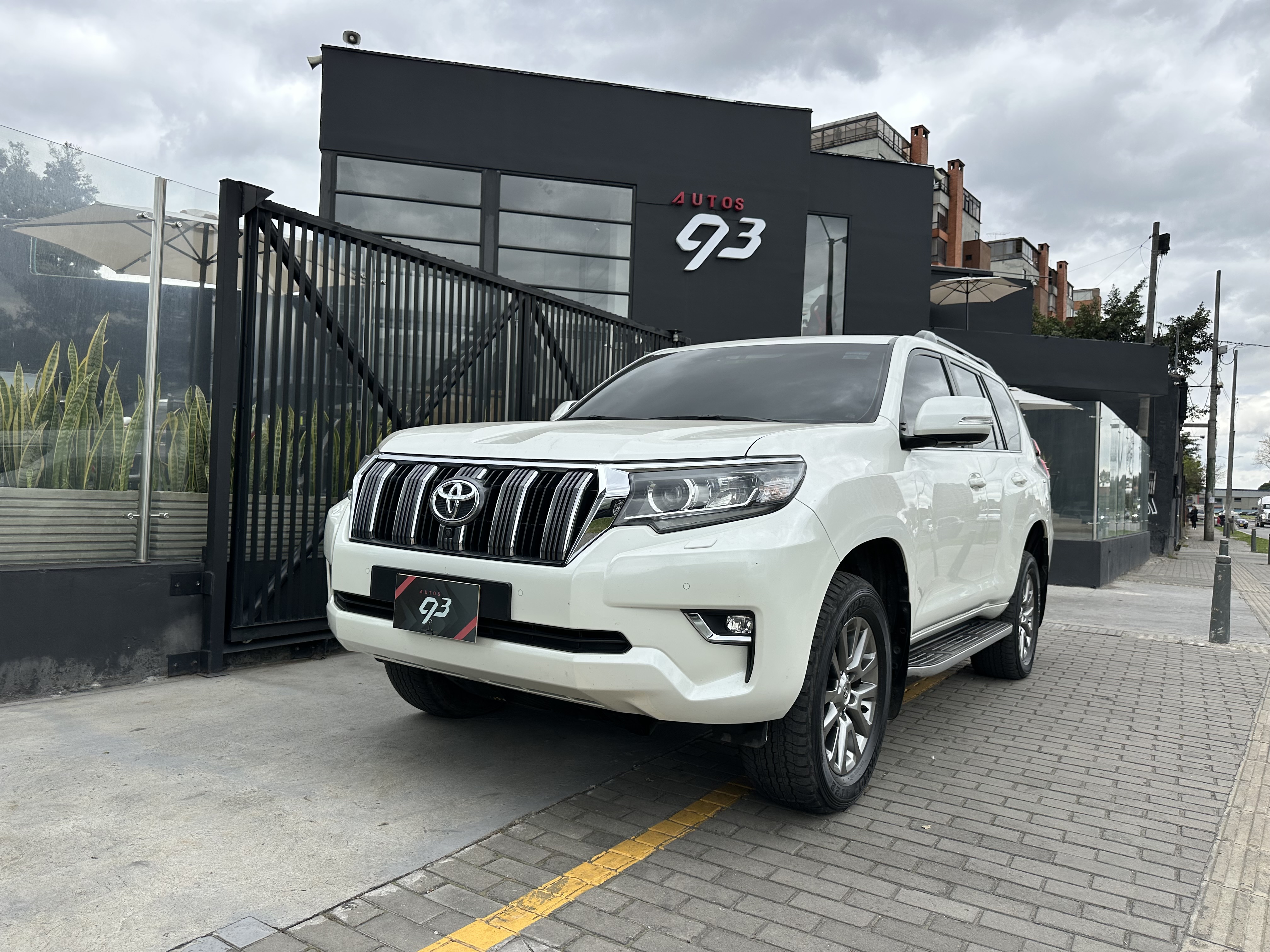 TOYOTA PRADO VX 2020