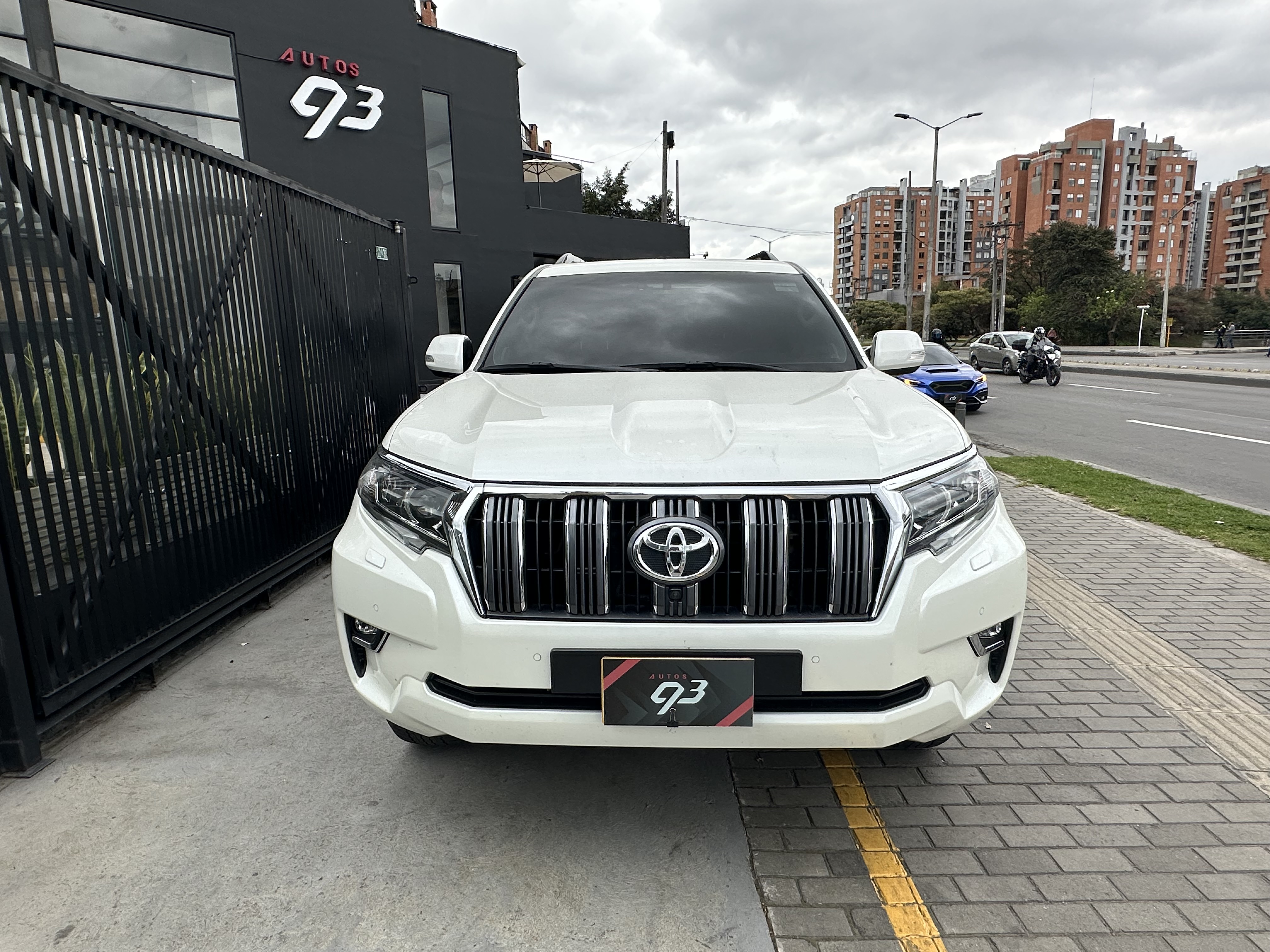 TOYOTA PRADO VX 2020
