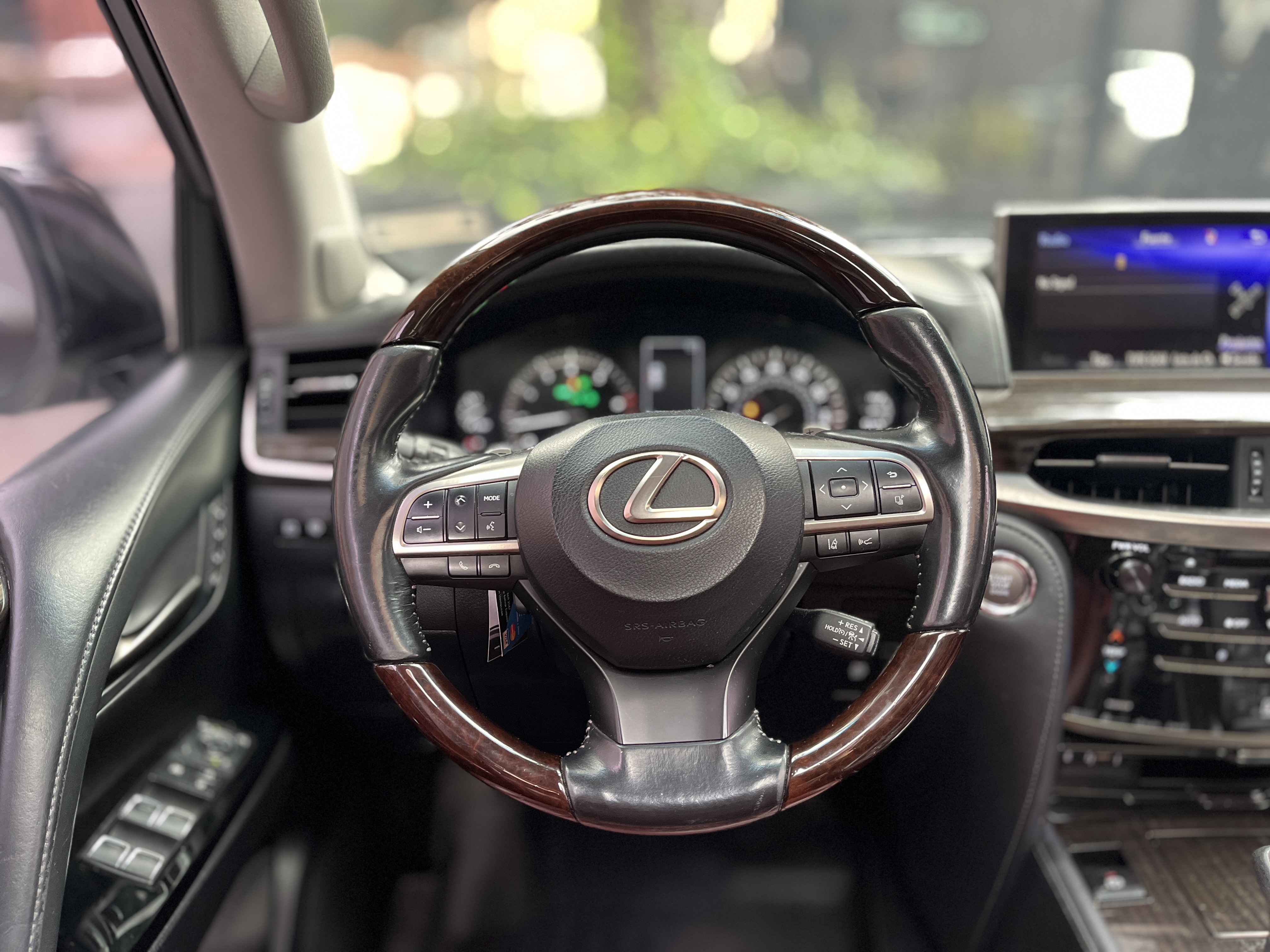 LEXUS LX570 SUPER SPORT 2017