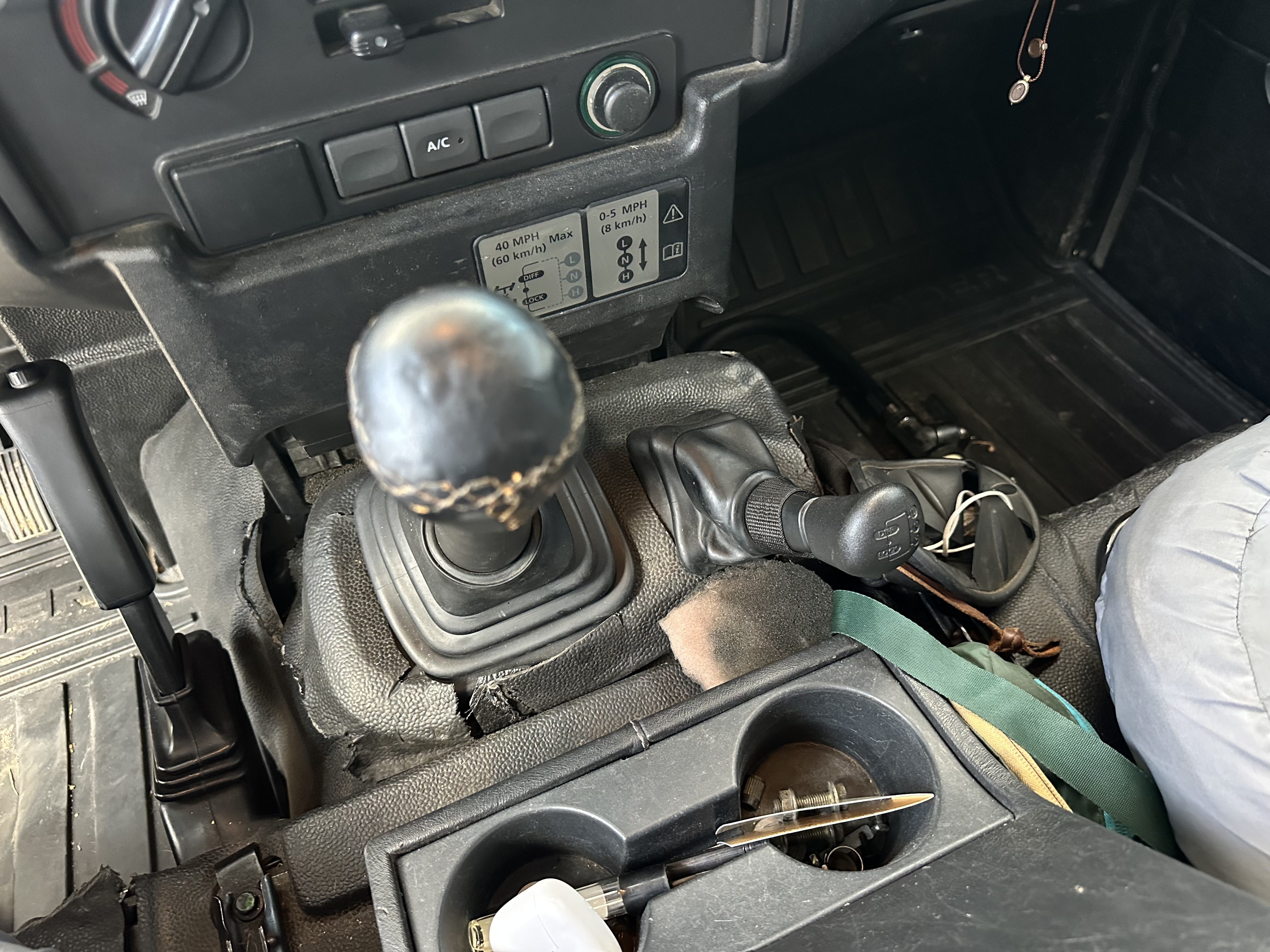 LAND ROVER DEFENDER HCPU 2008