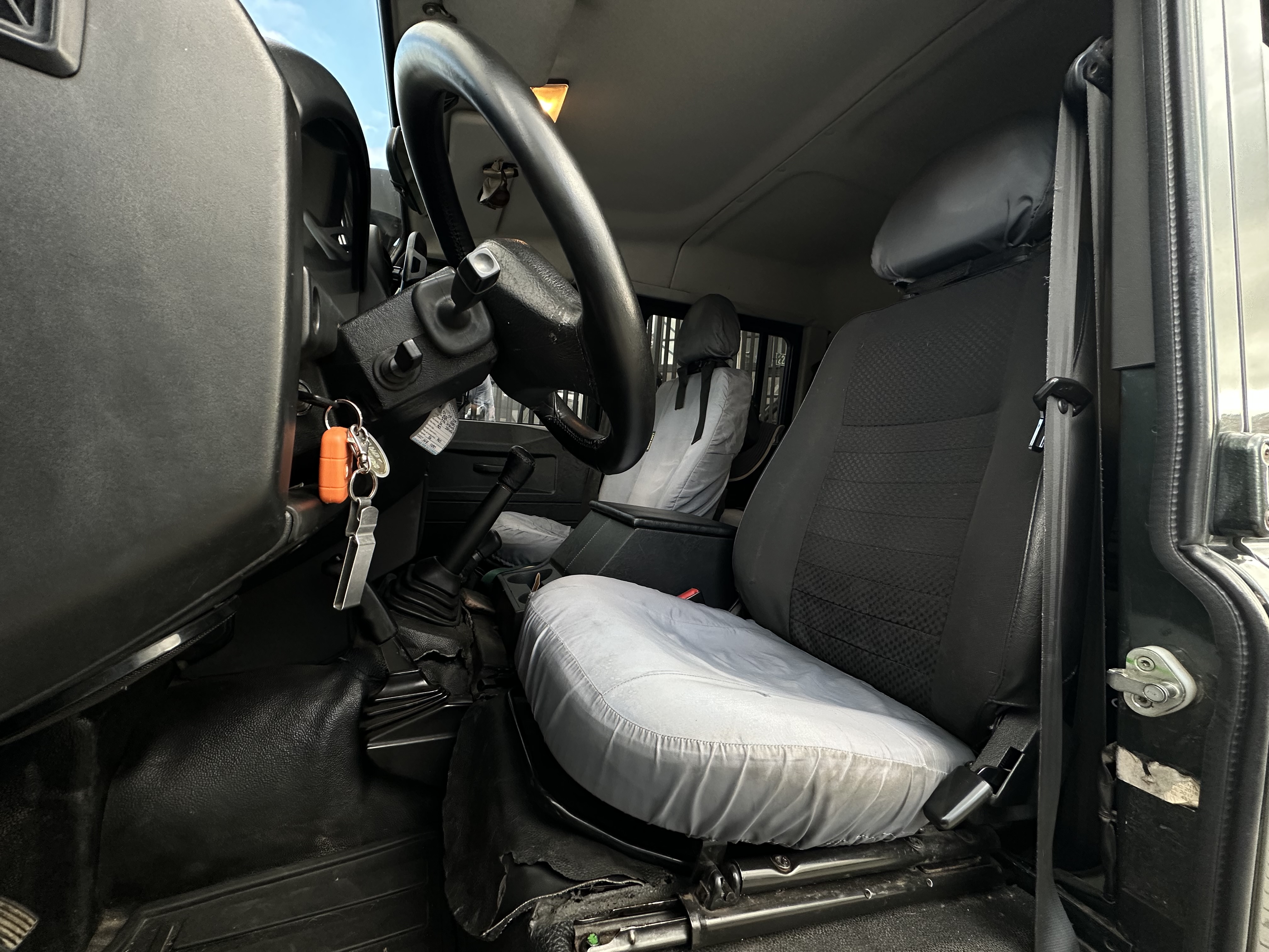 LAND ROVER DEFENDER HCPU 2008