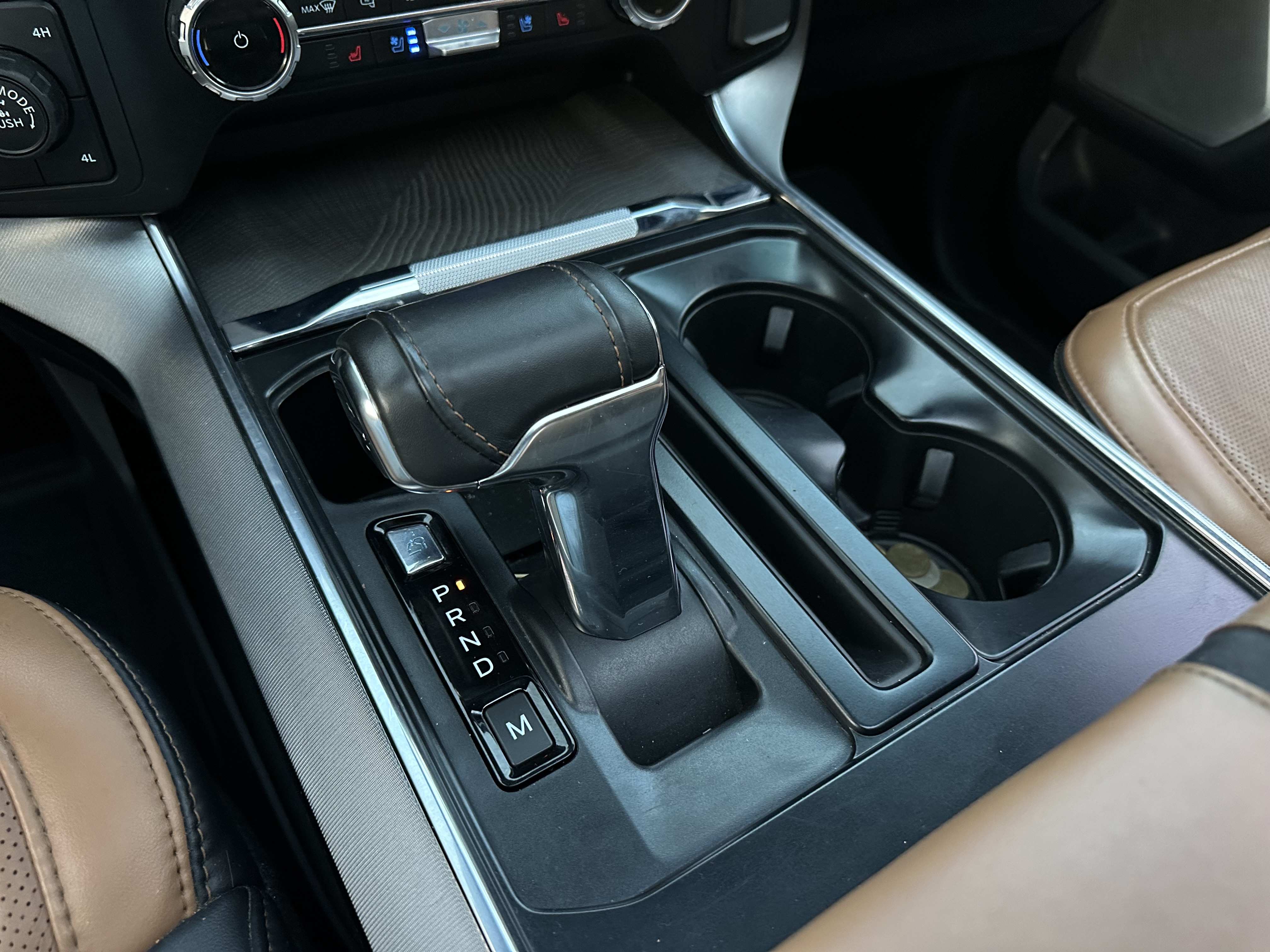 FORD F150 PLATINUM 2023