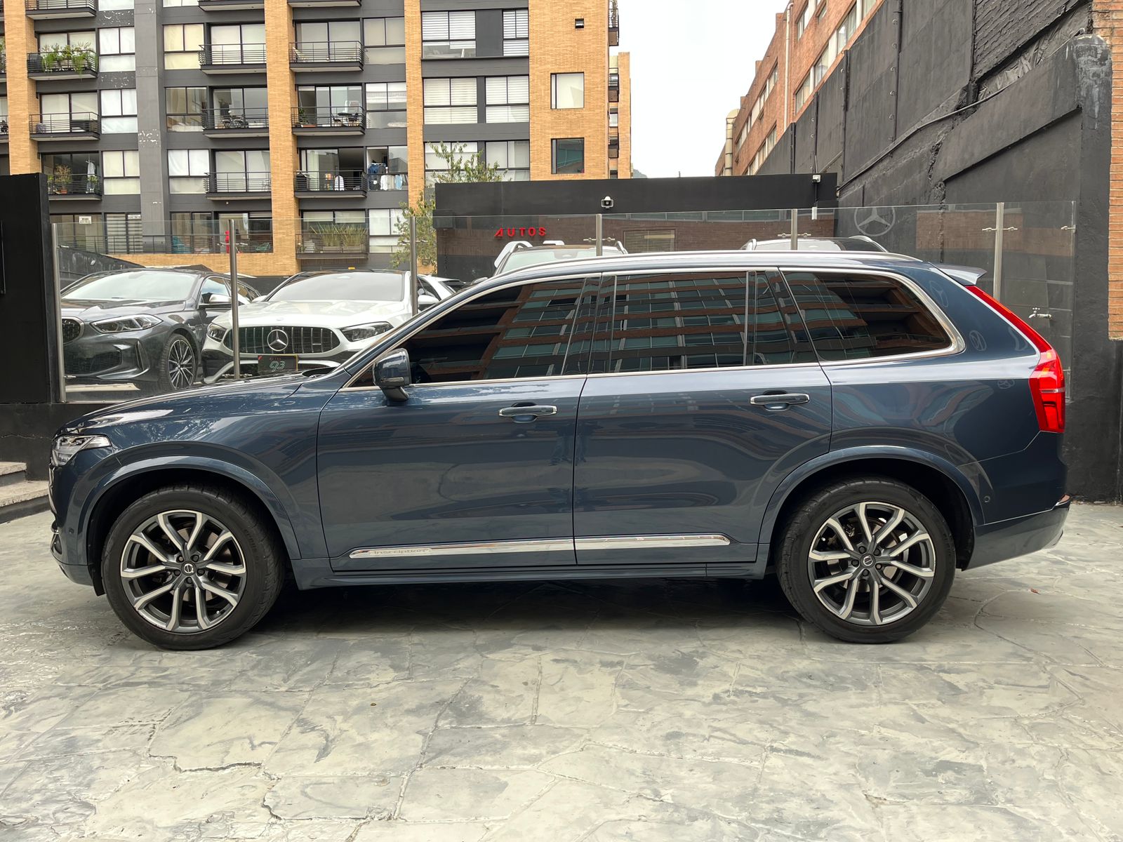VOLVO XC90 2019
