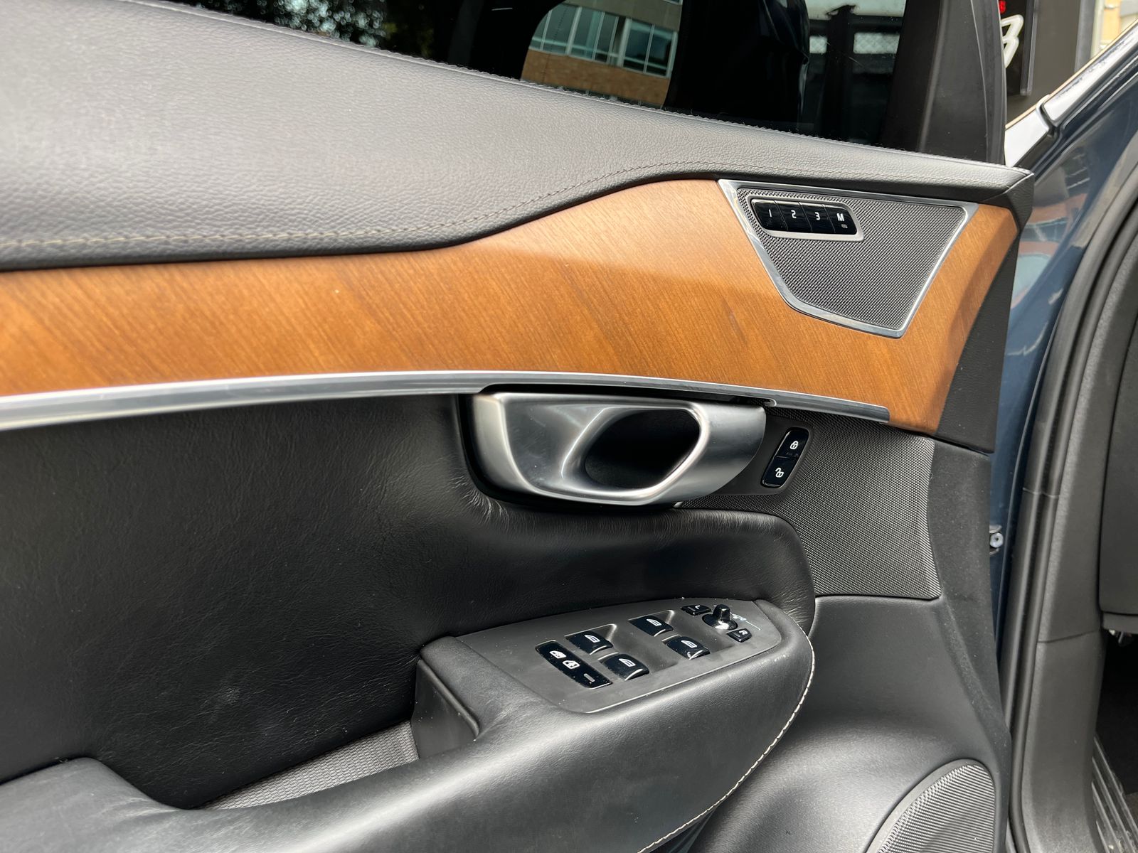 VOLVO XC90 2019