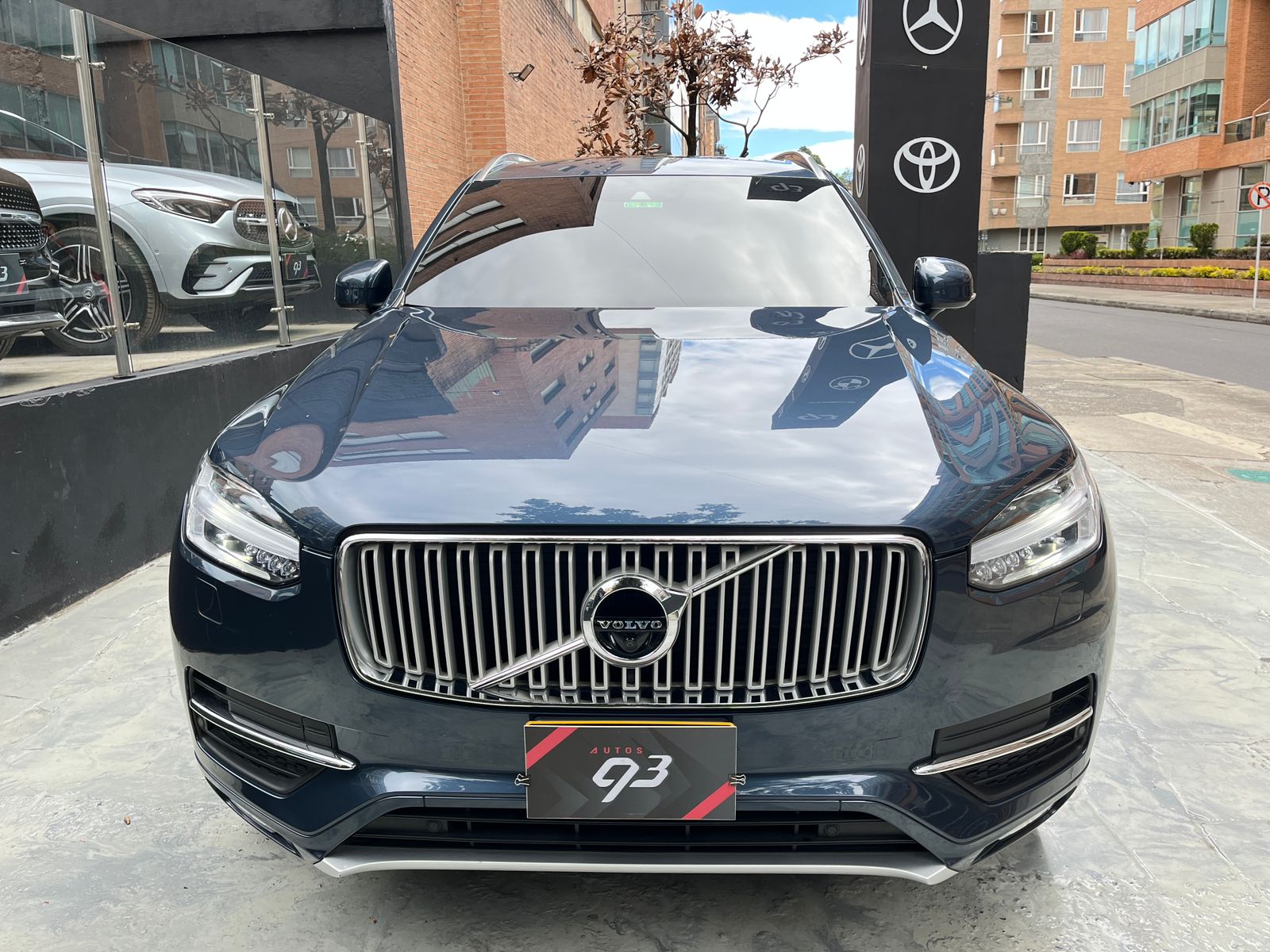 VOLVO XC90 2019