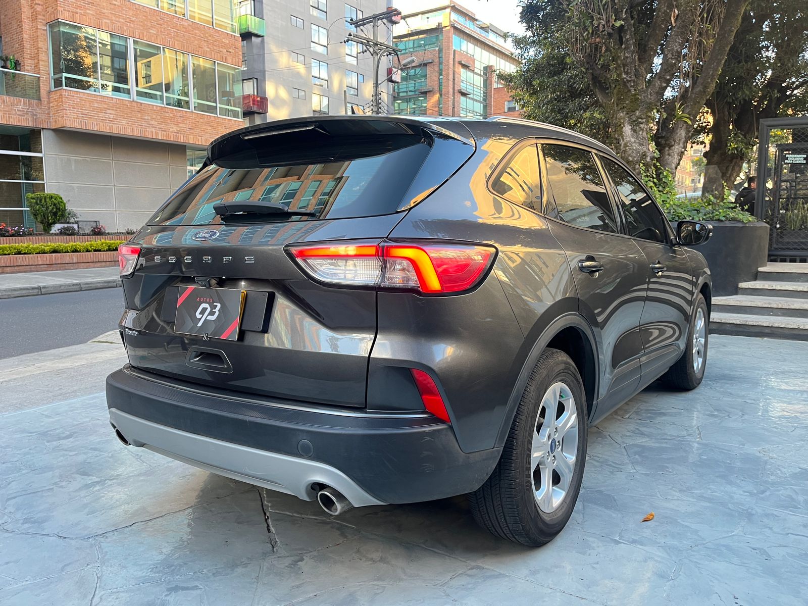 FORD ESCAPE SE 2021
