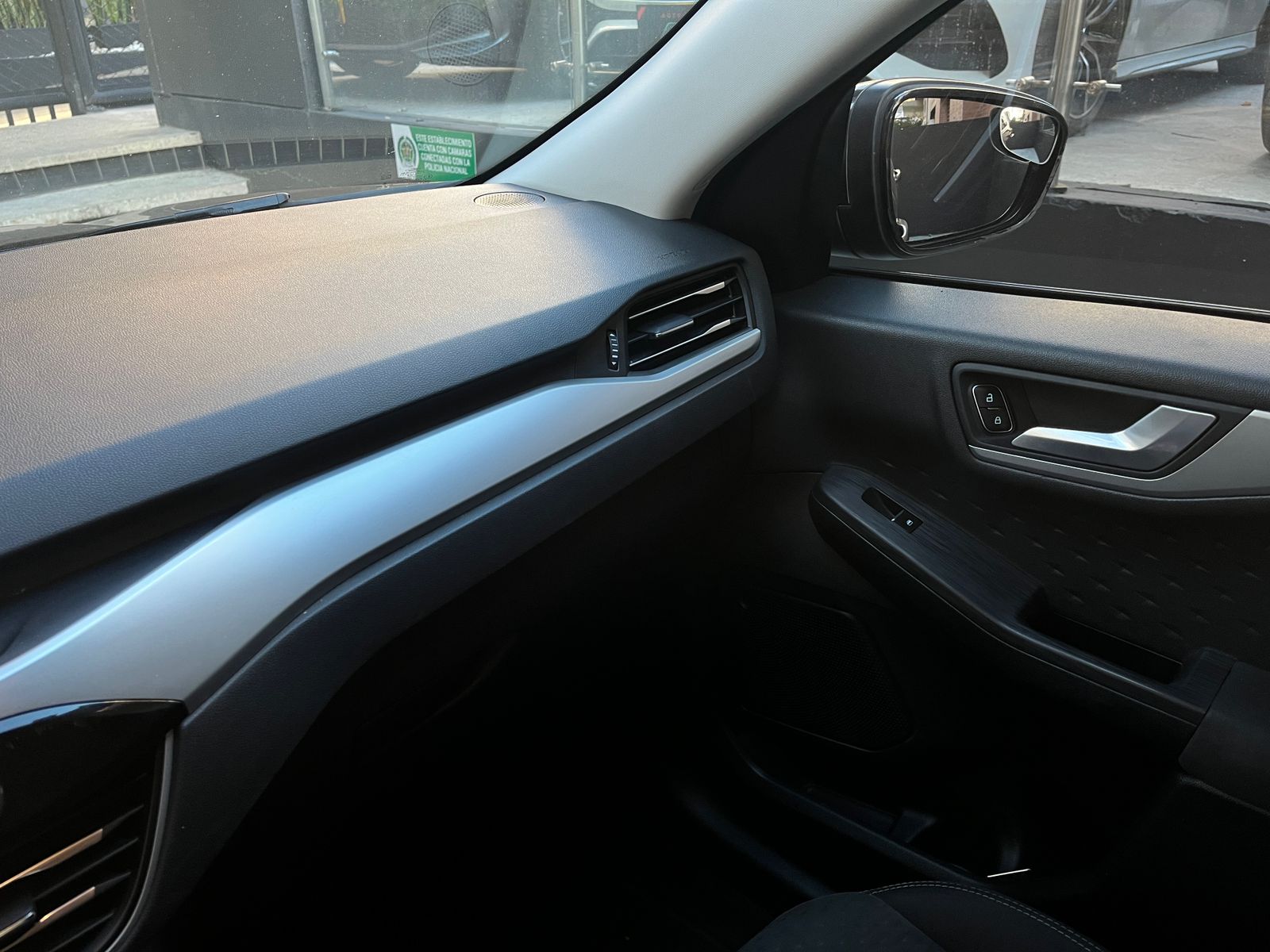 FORD ESCAPE SE 2021